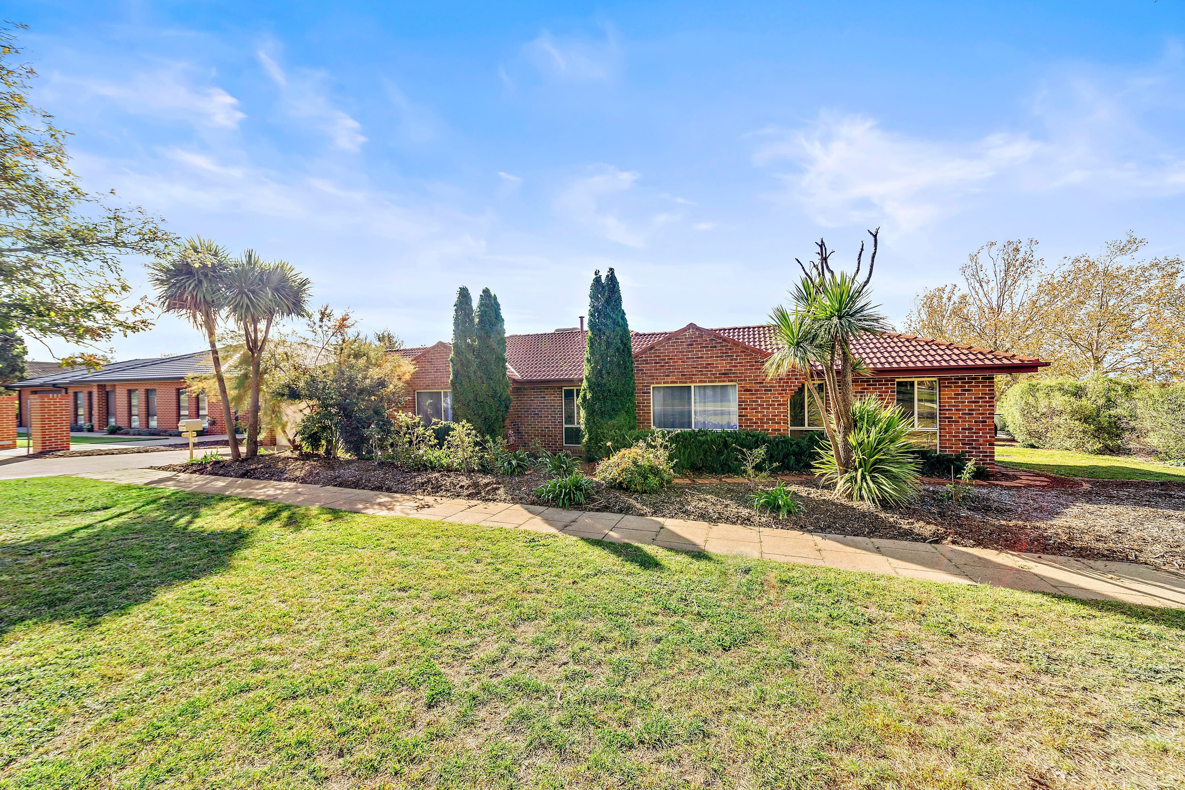 2 Warburton Street, Narrabundah ACT 2604, Narrabundah - Thumbnail 3