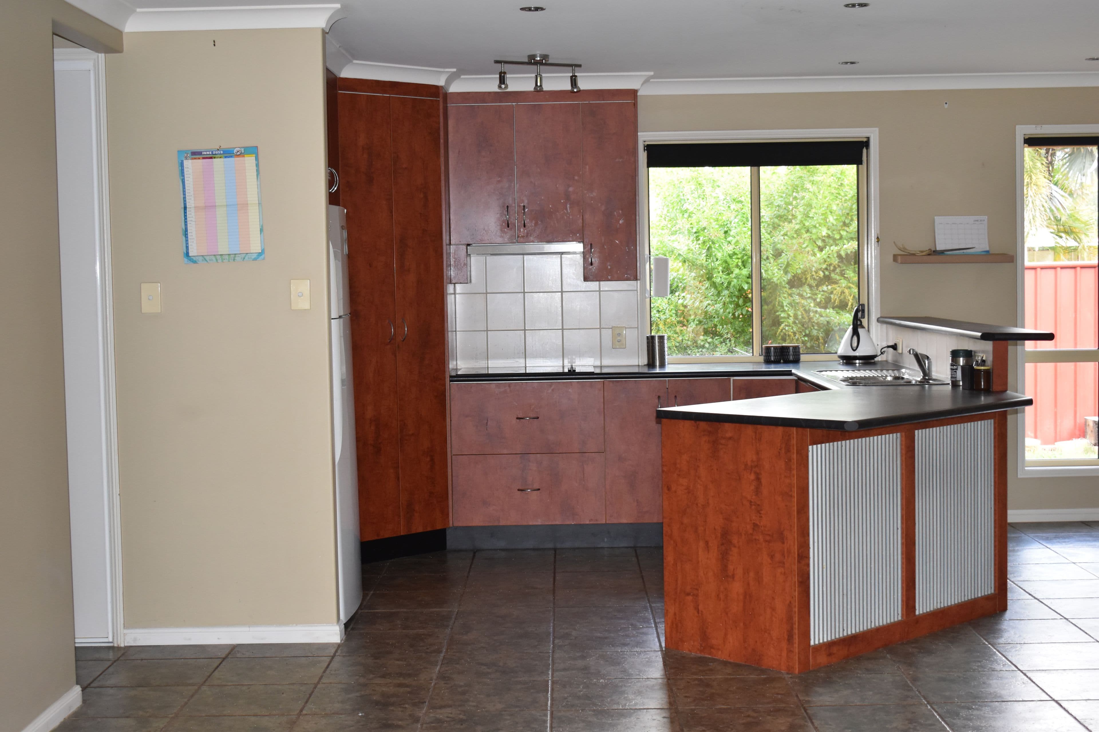 10 Coaker Drive, Emerald QLD 4720, Emerald - Thumbnail 2
