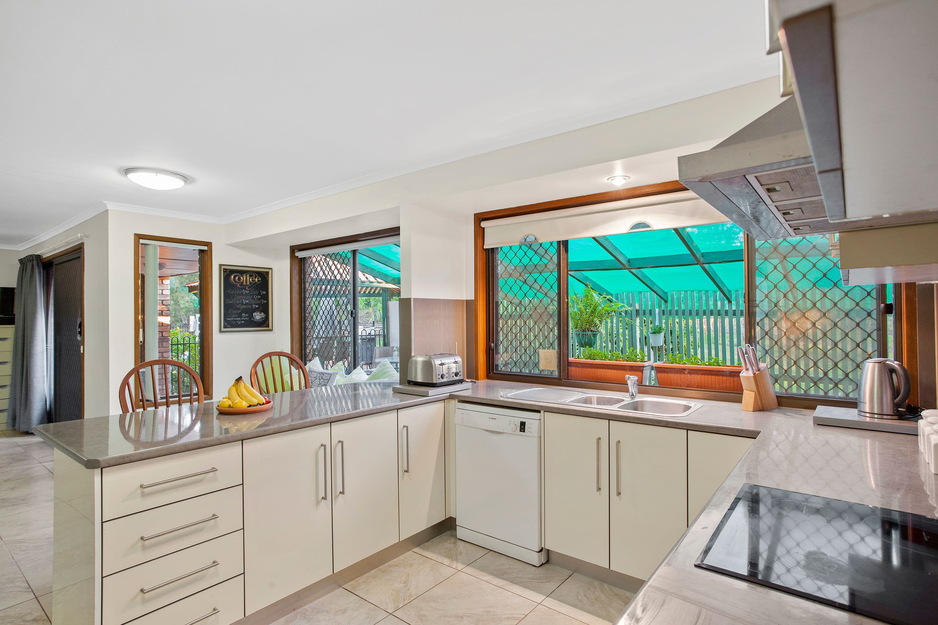 1 Ash Court, Glenvale QLD 4350, Glenvale - Thumbnail 2