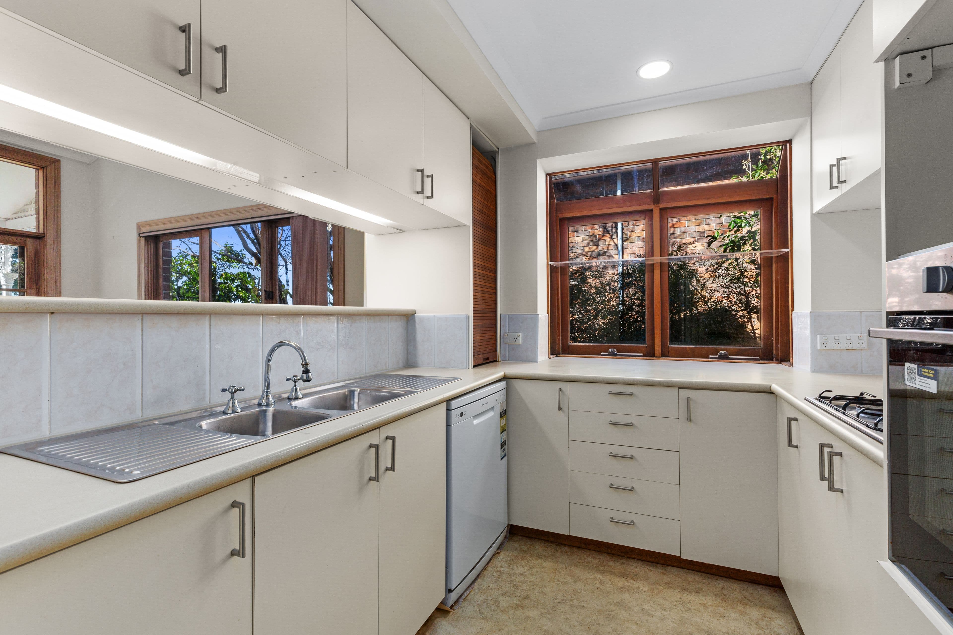 30 Lily Street, Hurstville NSW 2220, Hurstville - Thumbnail 4