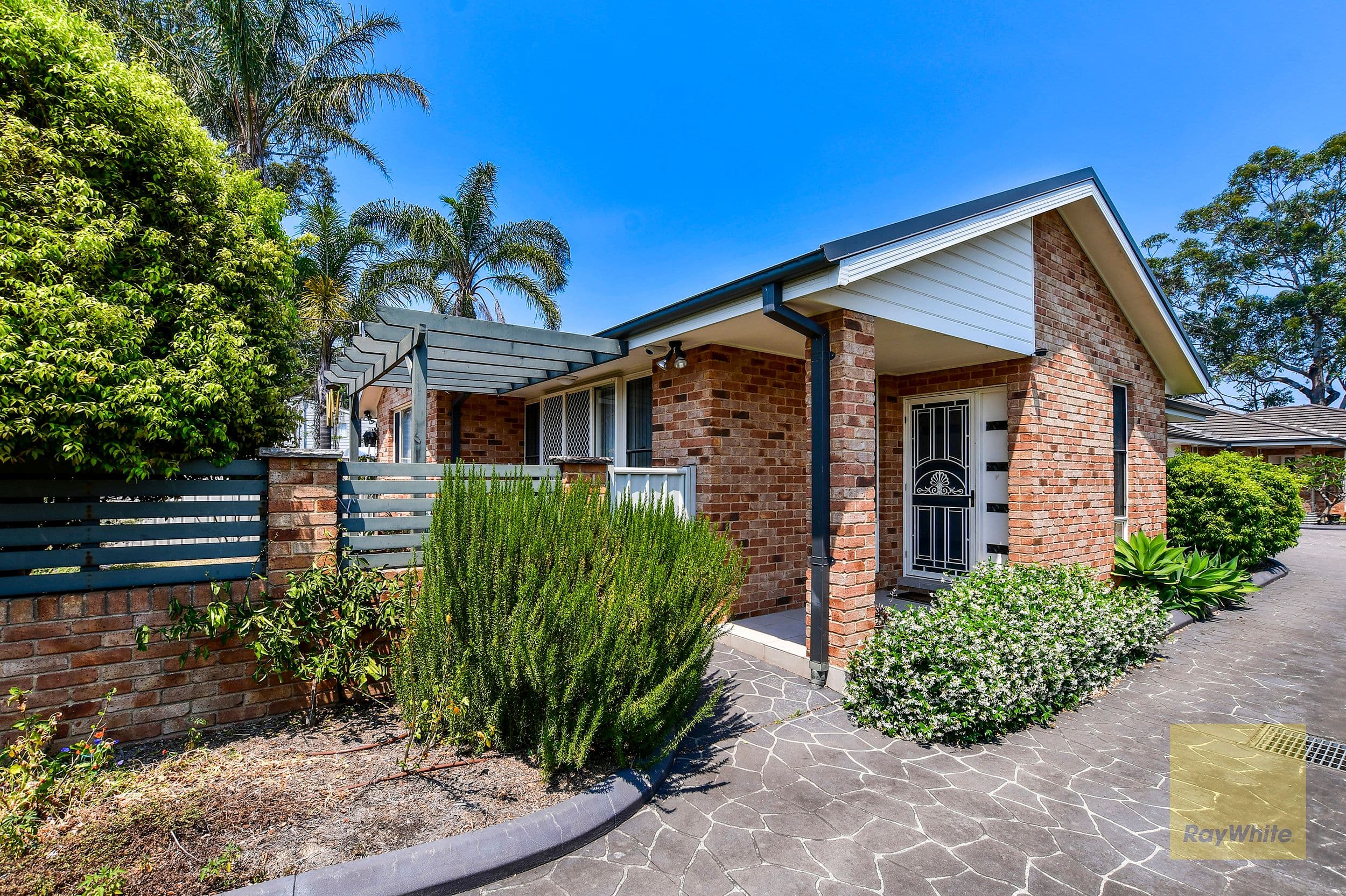 4 Donald Avenue, Umina Beach NSW 2257, Umina Beach - Thumbnail 2