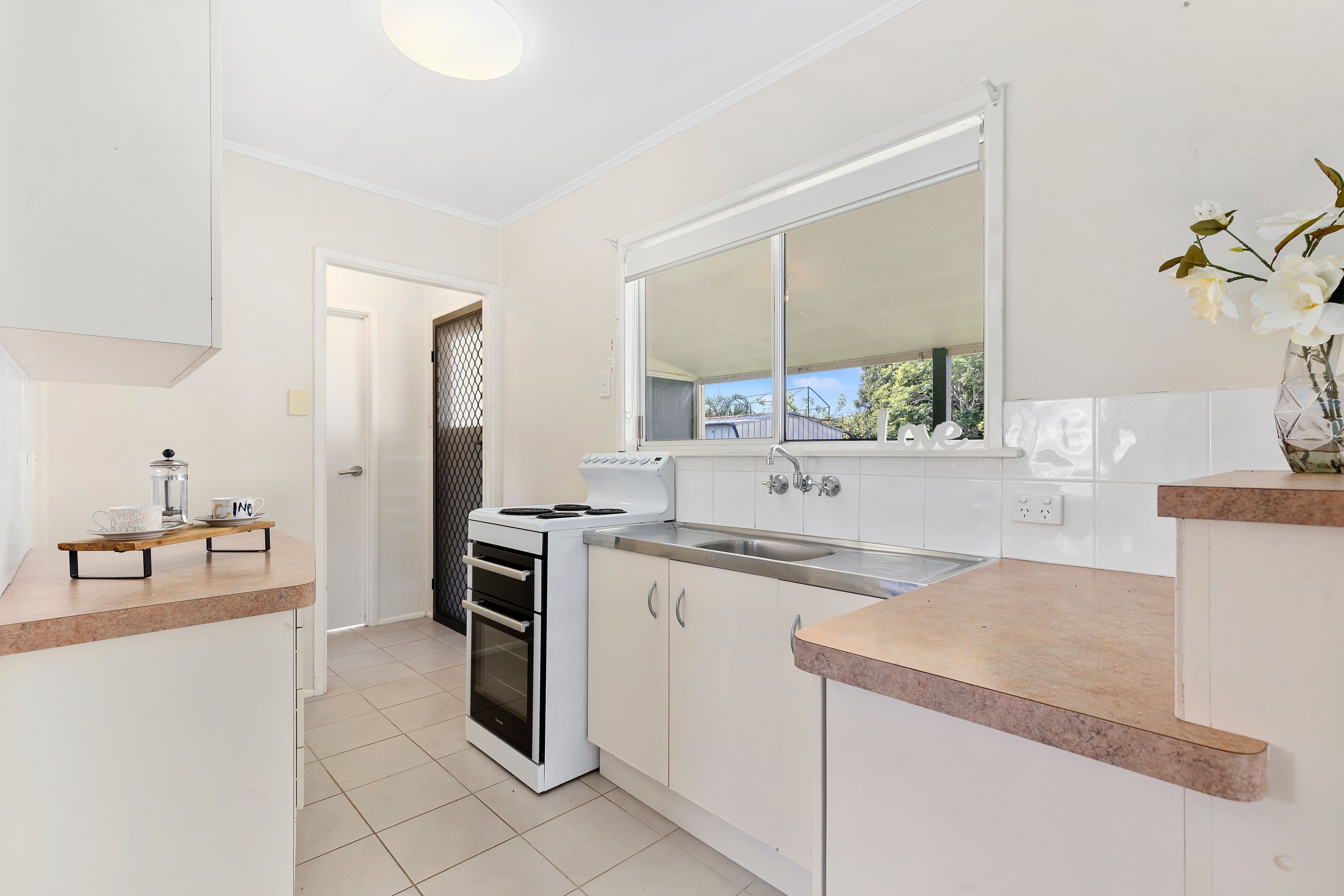 7 Gertrude Street, Redcliffe QLD 4020, Redcliffe - Thumbnail 4