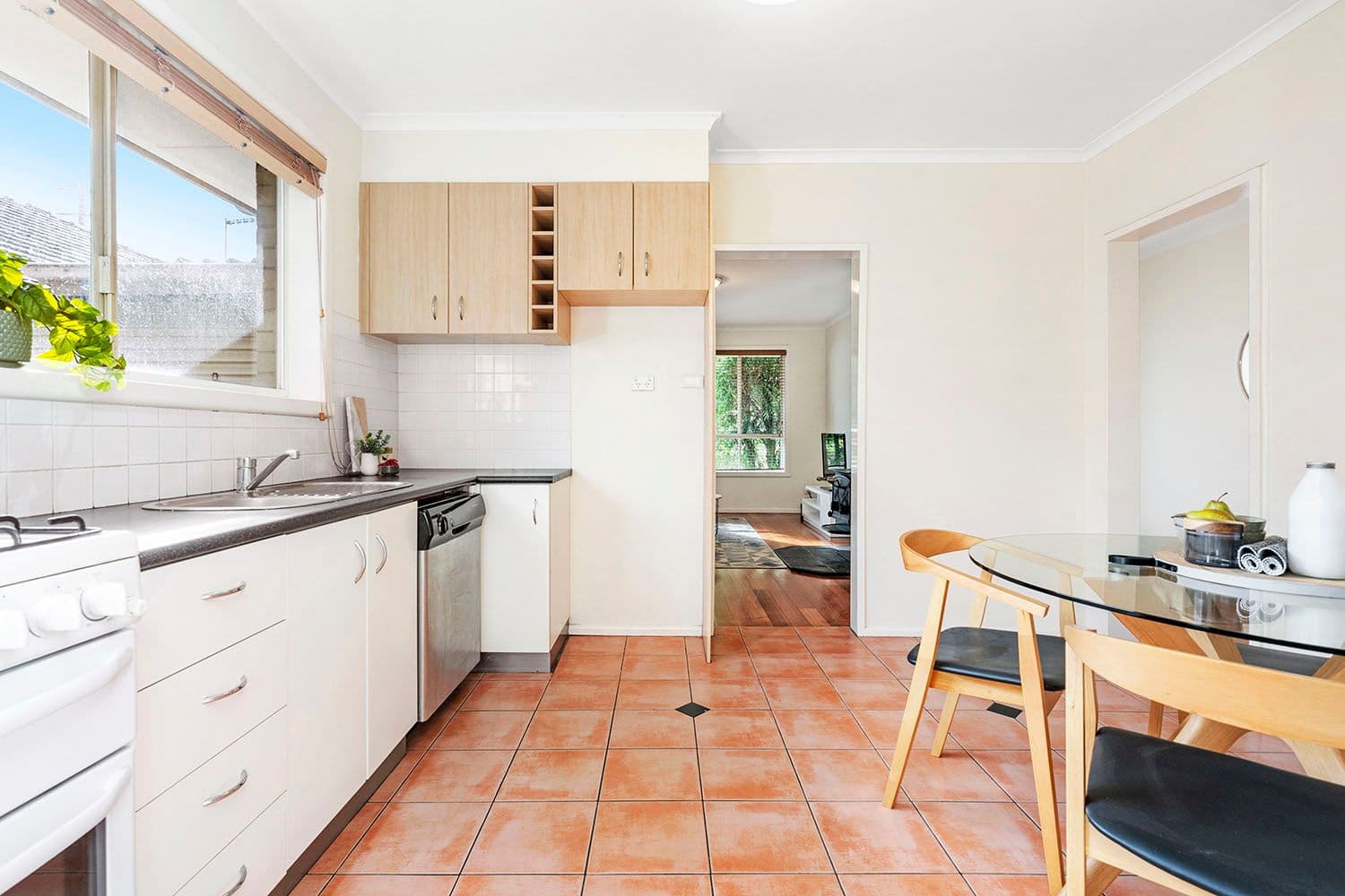 304F Warrigal Road, Cheltenham VIC 3192, Cheltenham - Thumbnail 4
