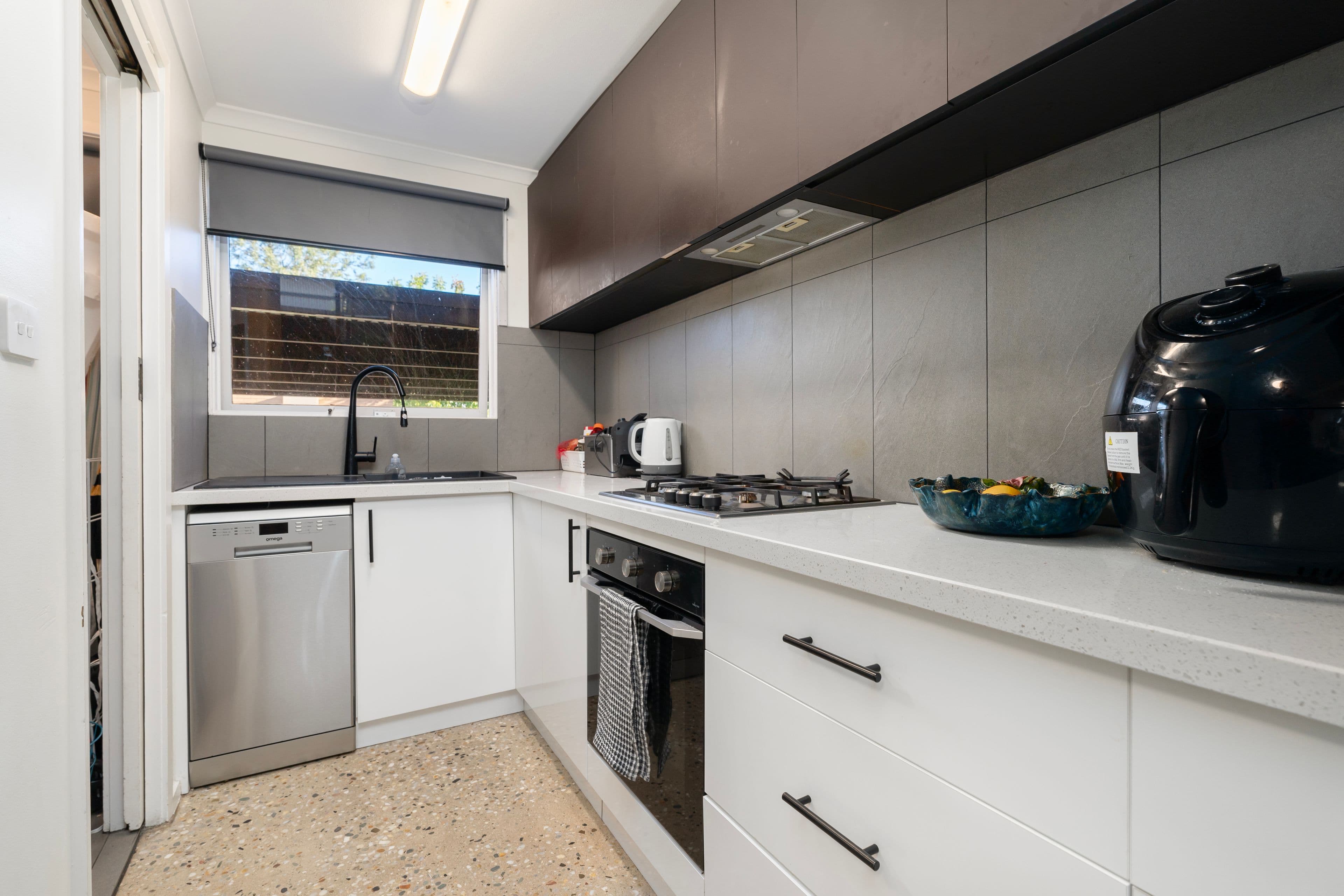 588 Oliver Street, Lavington NSW 2641, Lavington - Thumbnail 3