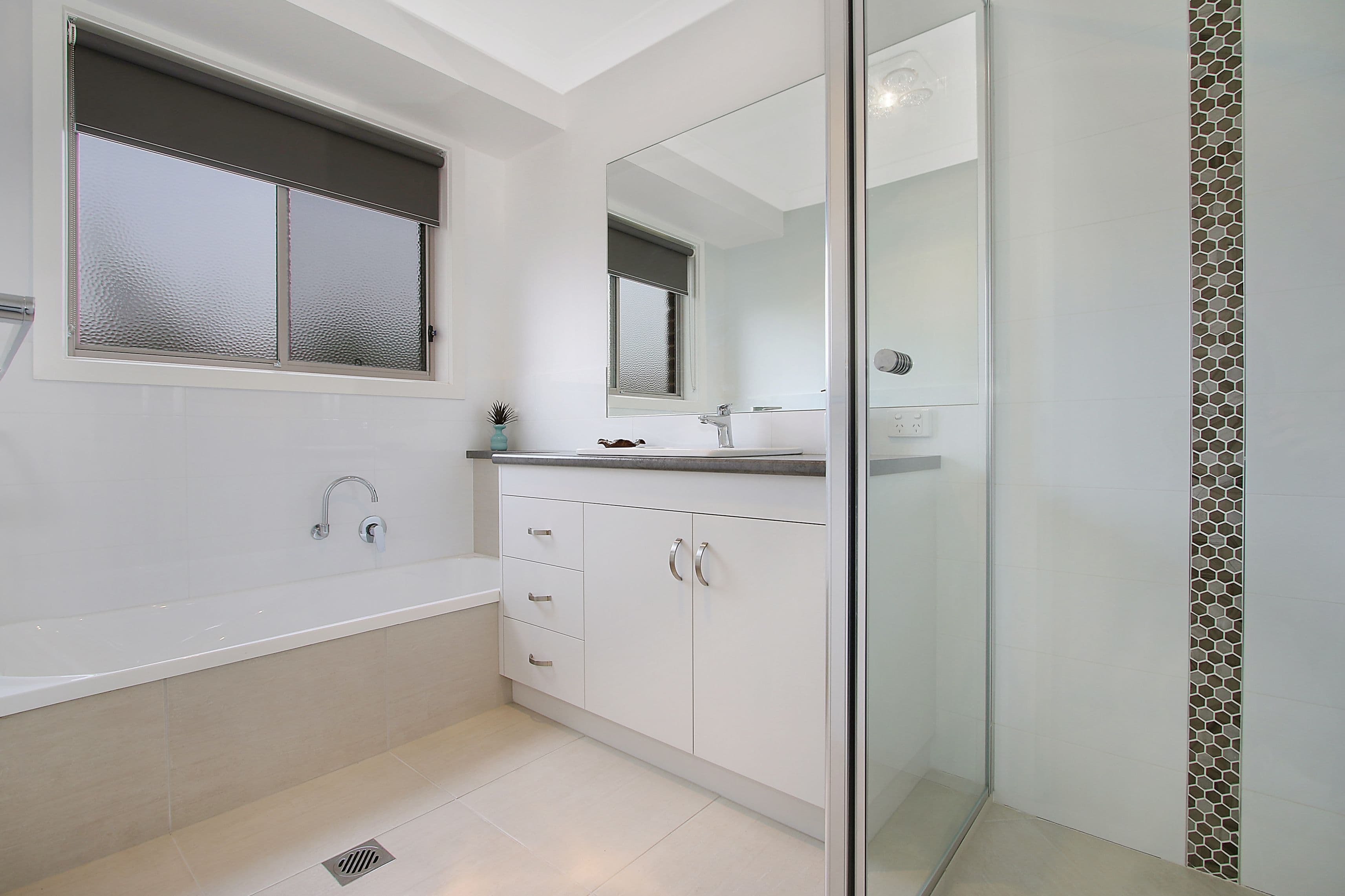 12 Sarah Court, Howlong - Thumbnail 5