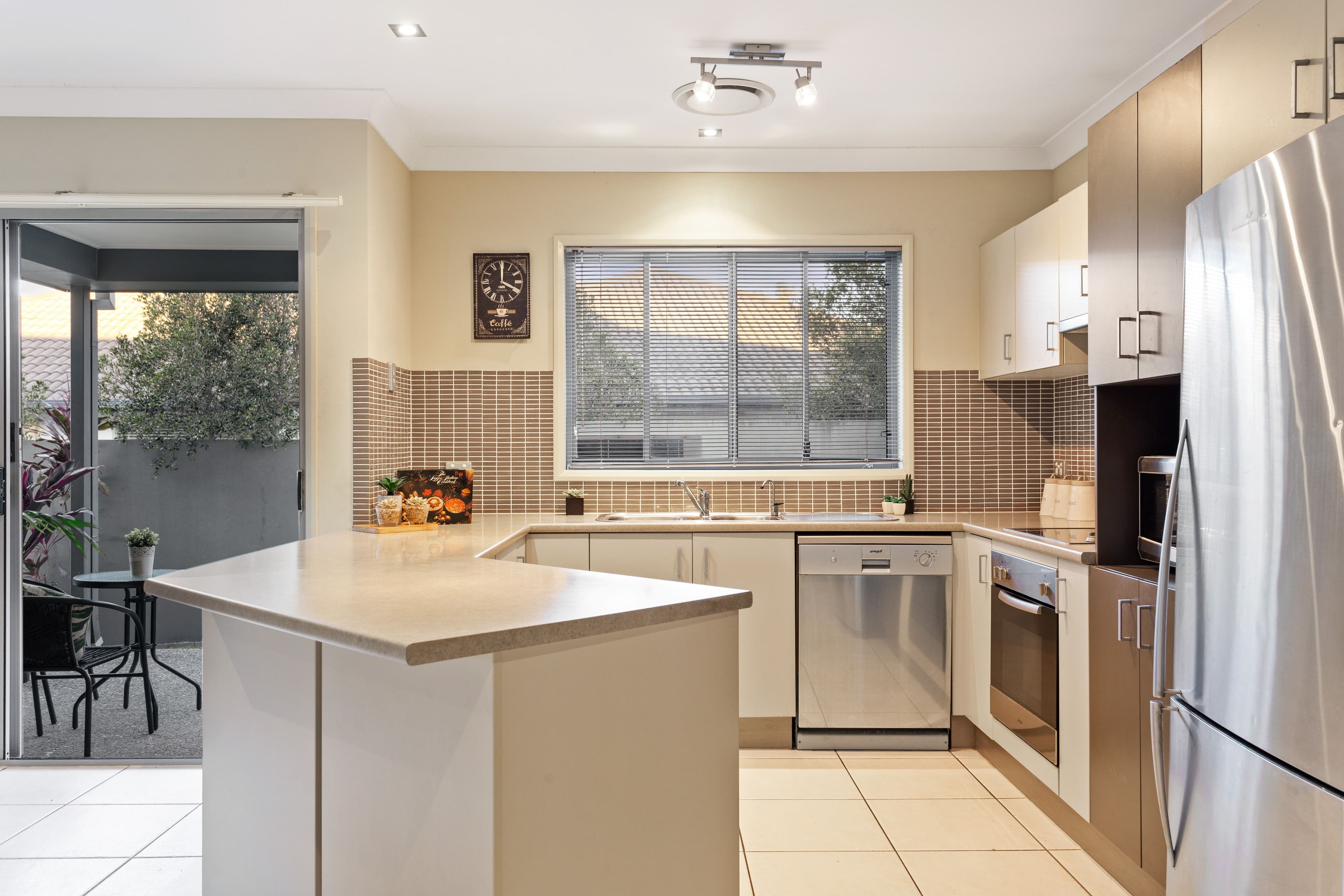 37 Heights Drive, Robina QLD 4226, Robina - Thumbnail 3