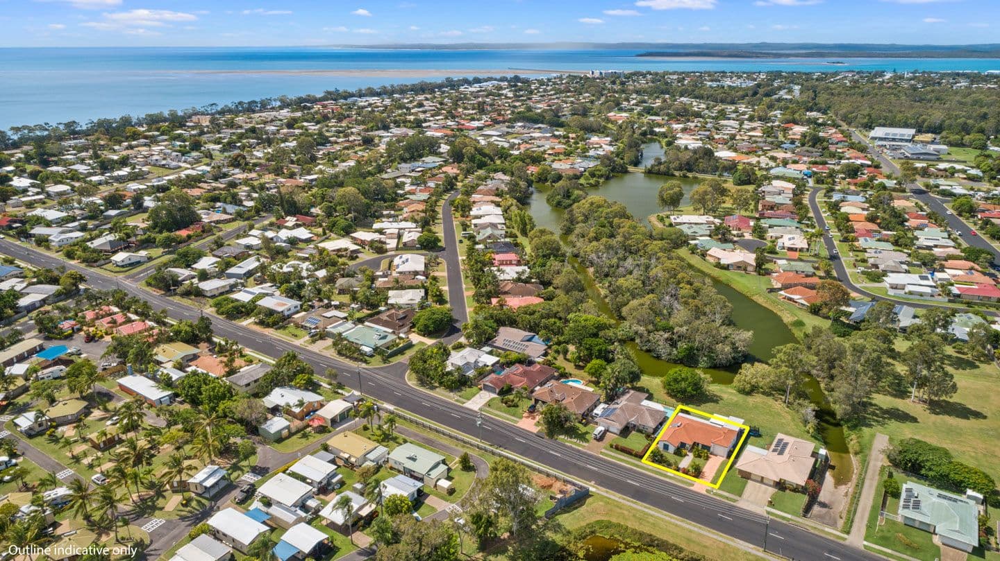 52 Ann Street, Torquay QLD 4655, Torquay - Thumbnail 2