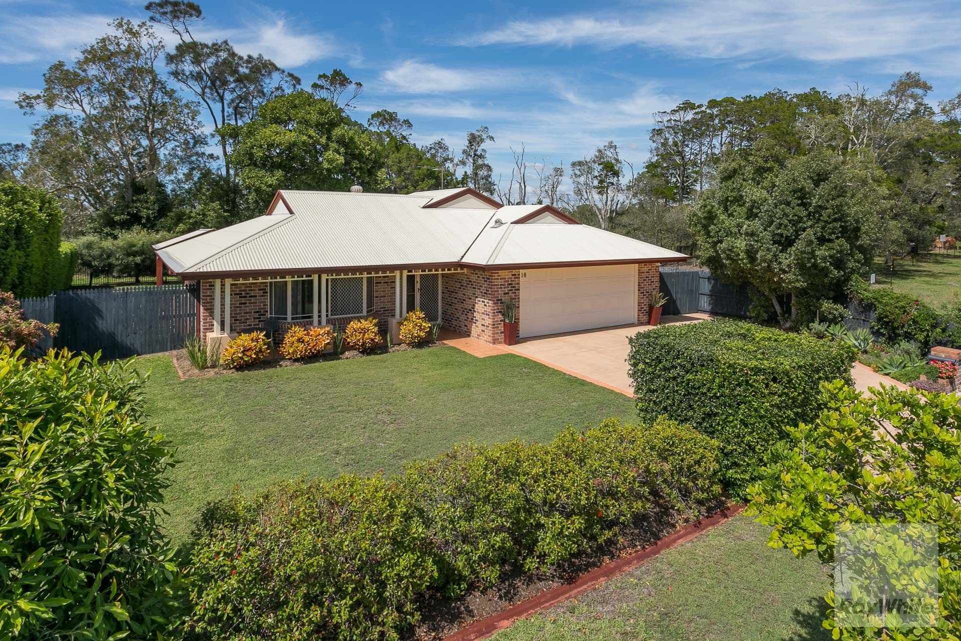 18 Beachside Court, Victoria Point QLD 4165, Victoria Point - Thumbnail 2