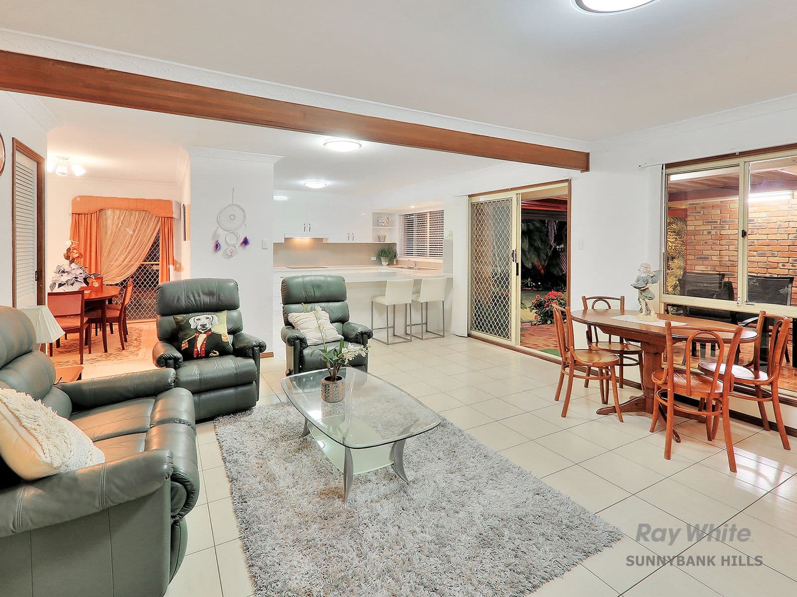 11 Alphitonia Crescent, Sunnybank Hills QLD 4109, Sunnybank Hills - Thumbnail 6