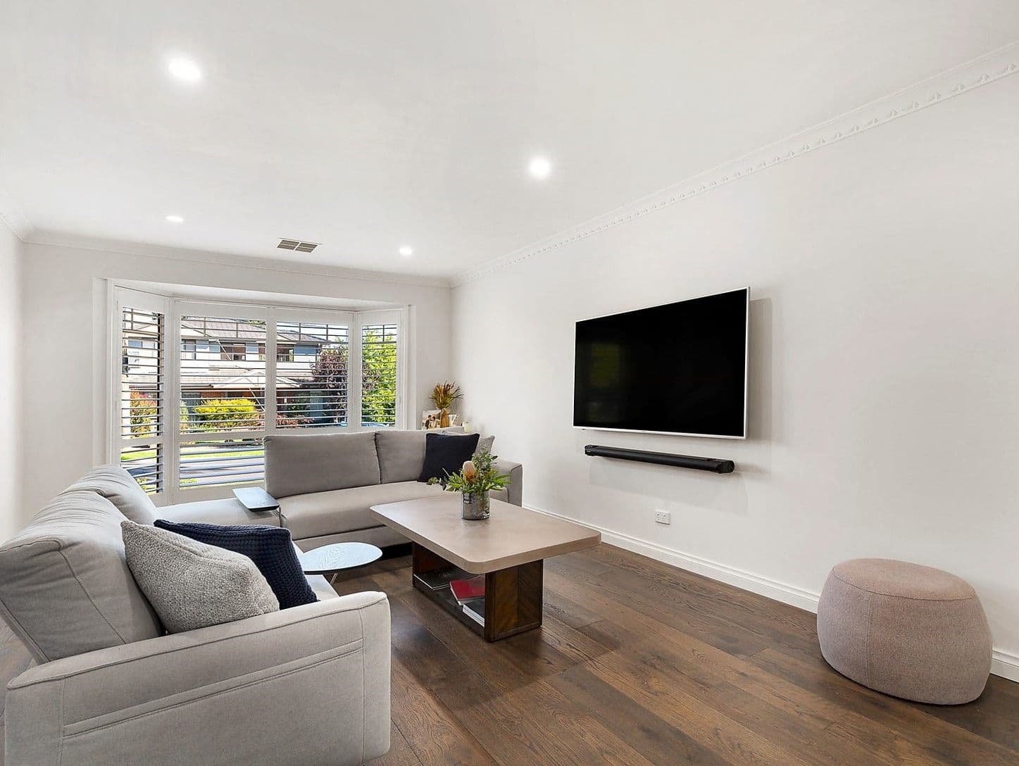 63 Larch Crescent, Mount Waverley VIC 3149, Mount Waverley - Thumbnail 3