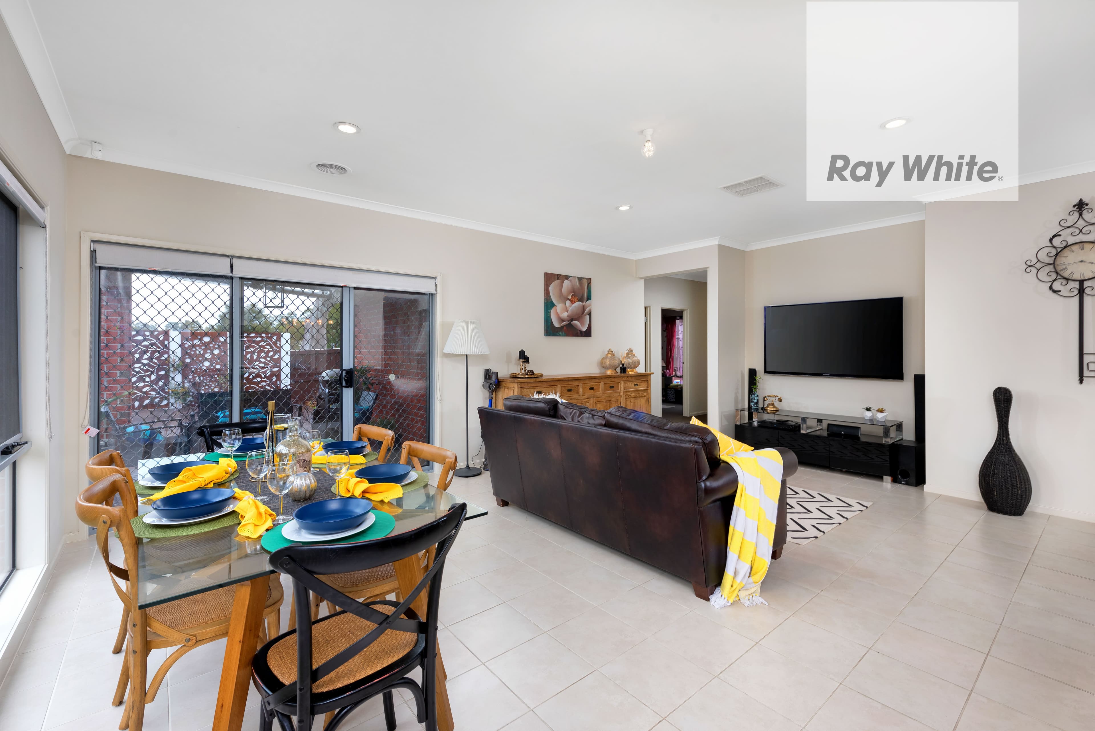 20 Serendip Avenue, South Morang VIC 3752, South Morang - Thumbnail 4