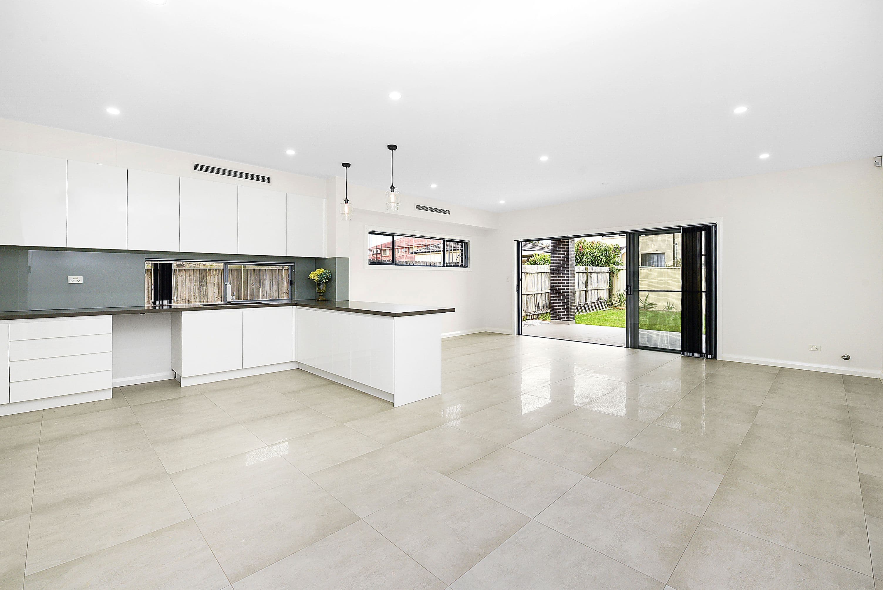 12 The Grove, Fairfield - Thumbnail 4