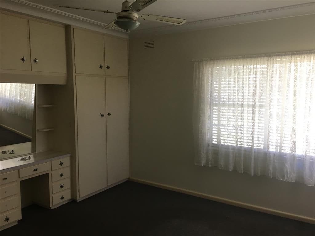 40 Carey Street, Tumut - Thumbnail 7