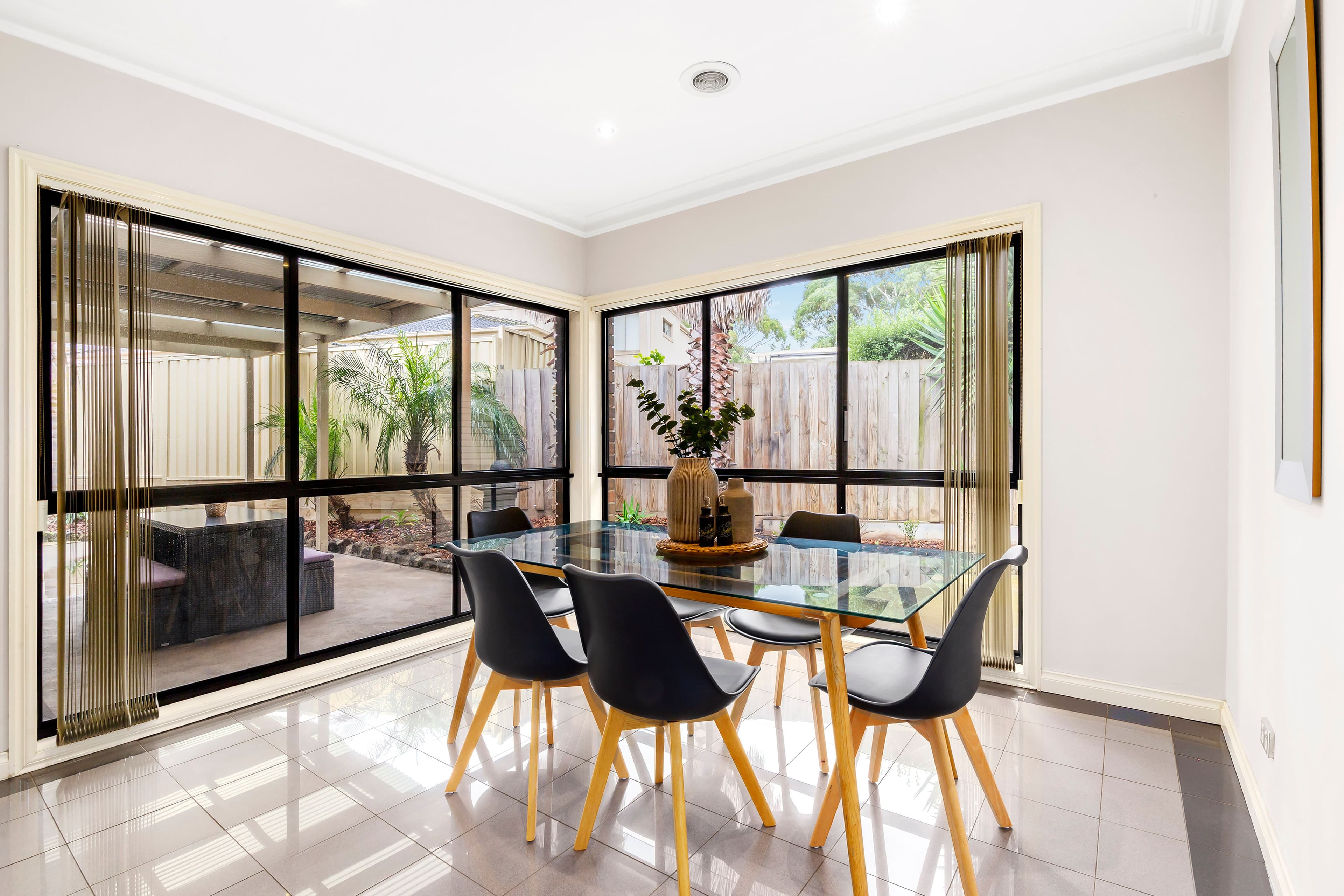 10 Ancona Drive, Mill Park VIC 3082, Mill Park - Thumbnail 3