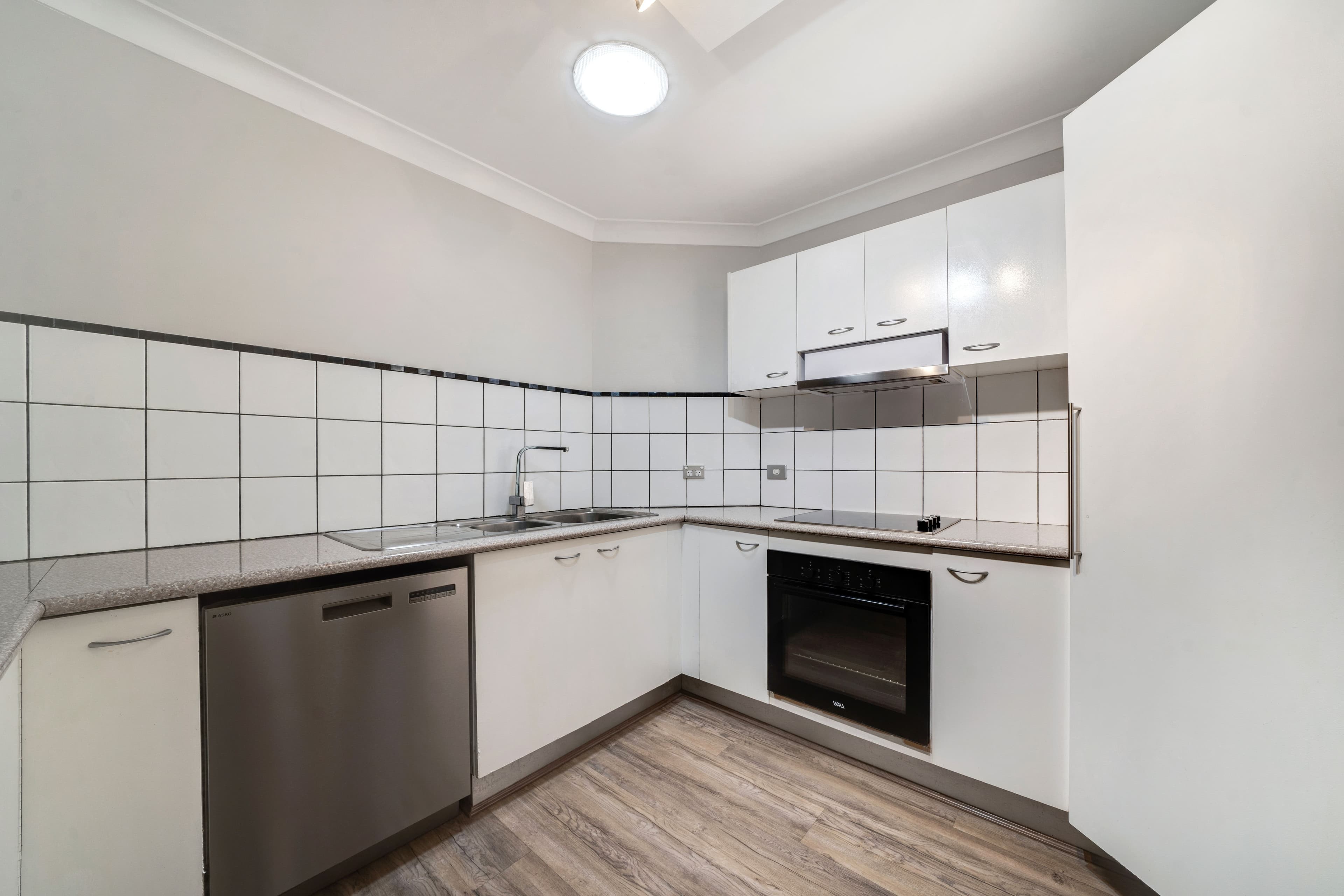 48 Kummara Road, Edens Landing QLD 4207, Edens Landing - Thumbnail 7