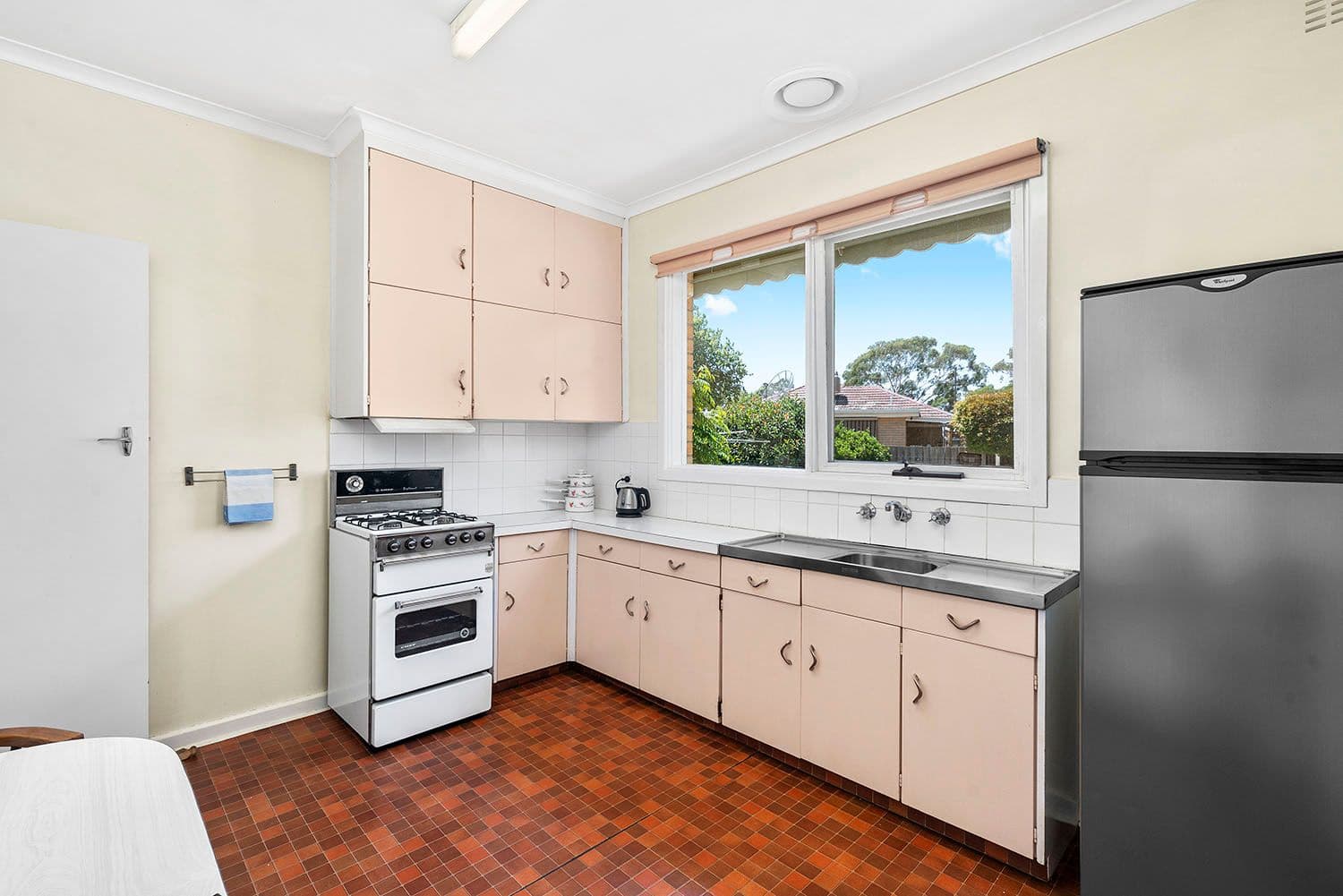6 Harvey Court, Cheltenham VIC 3192, Cheltenham - Thumbnail 3