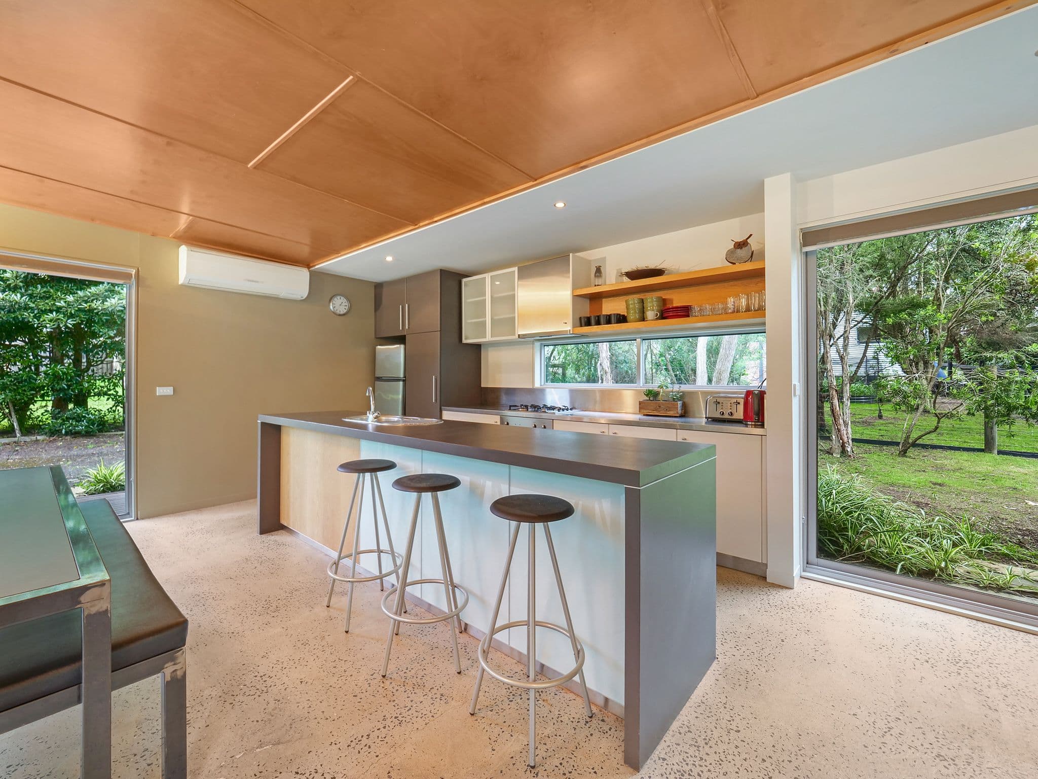 29 McRae Avenue, Cowes VIC 3922, Cowes - Thumbnail 3