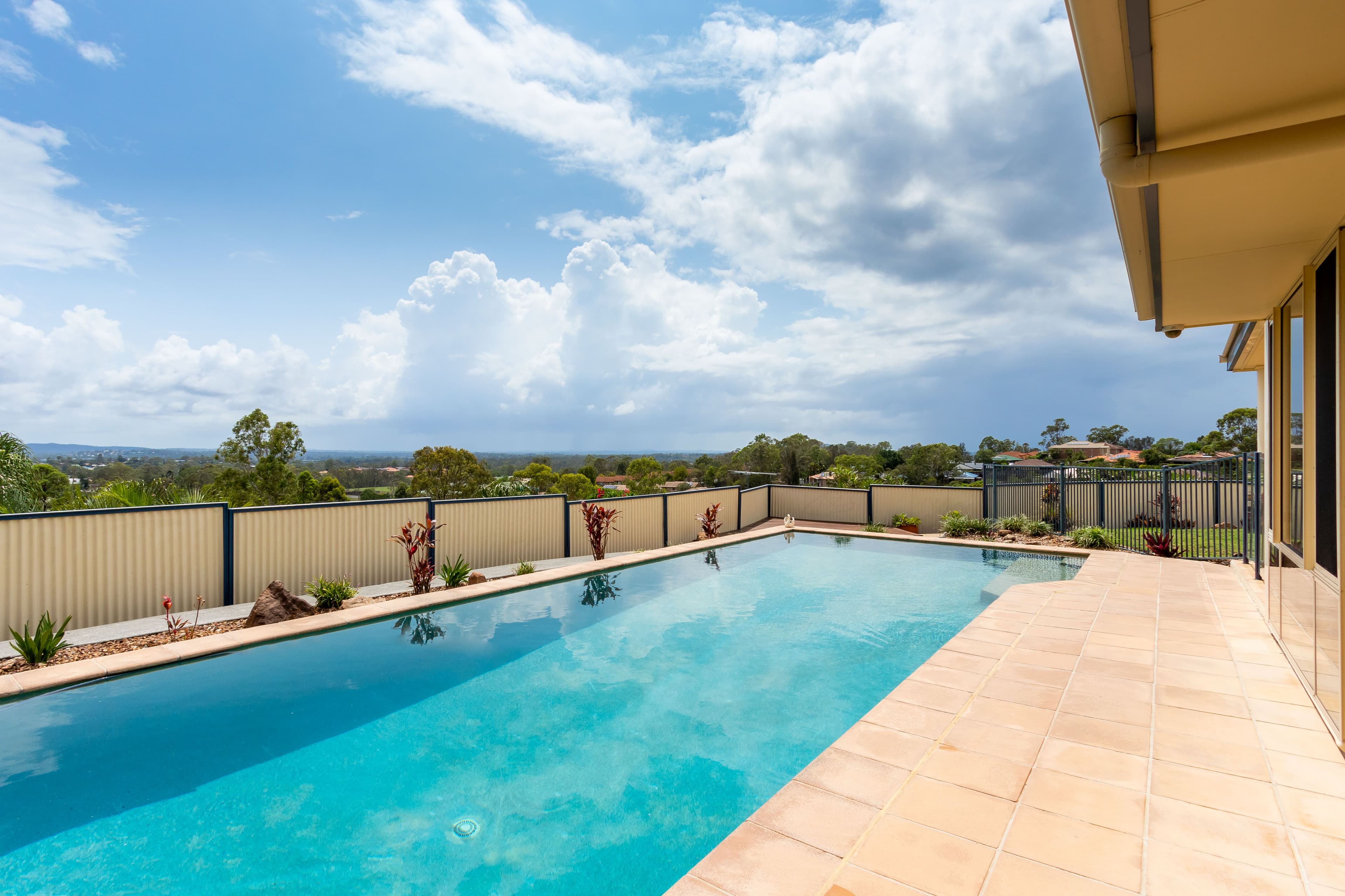 15 Barnhill Terrace, Edens Landing QLD 4207, Edens Landing - Thumbnail 2