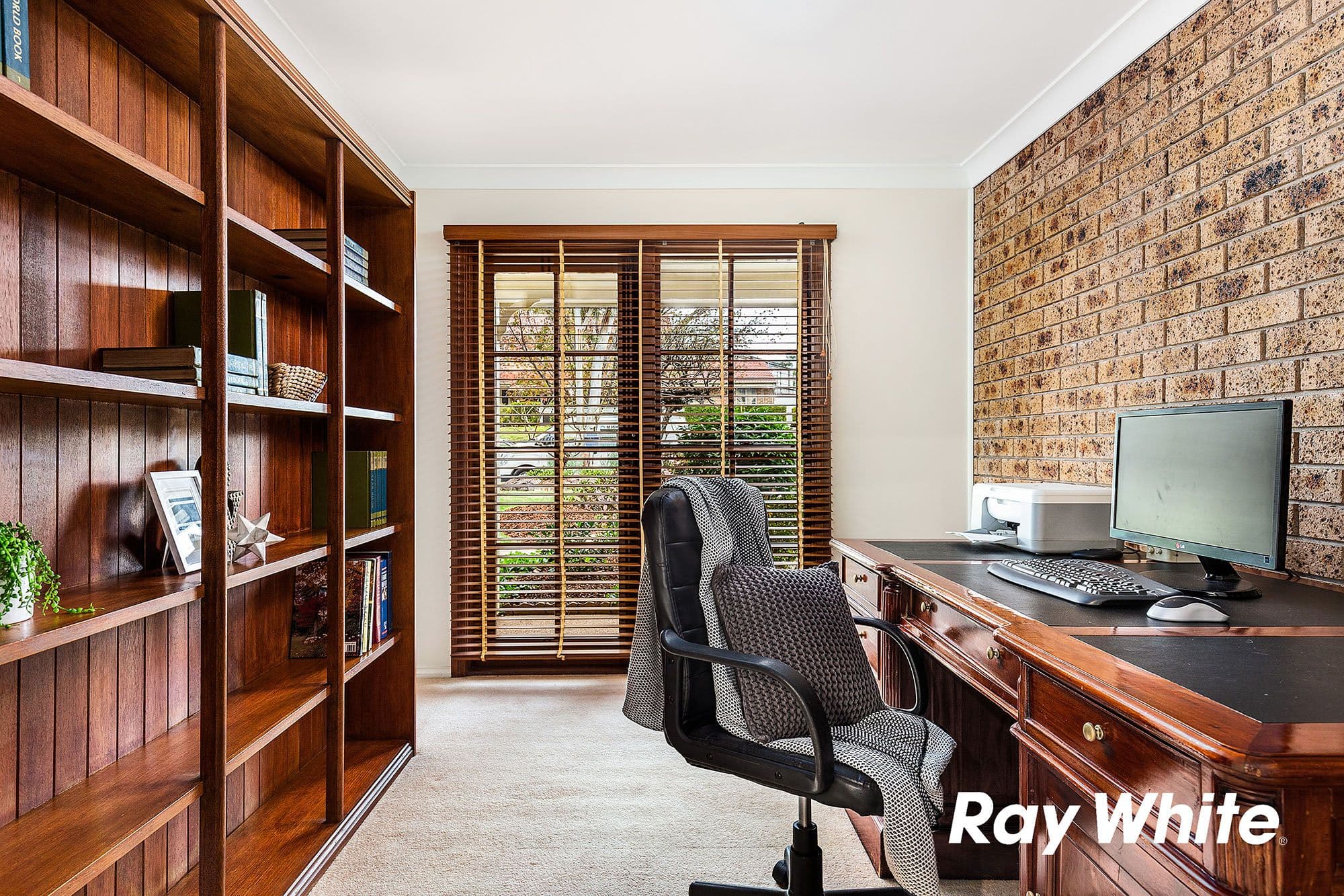 27 Chiltern Crescent, Castle Hill - Thumbnail 6