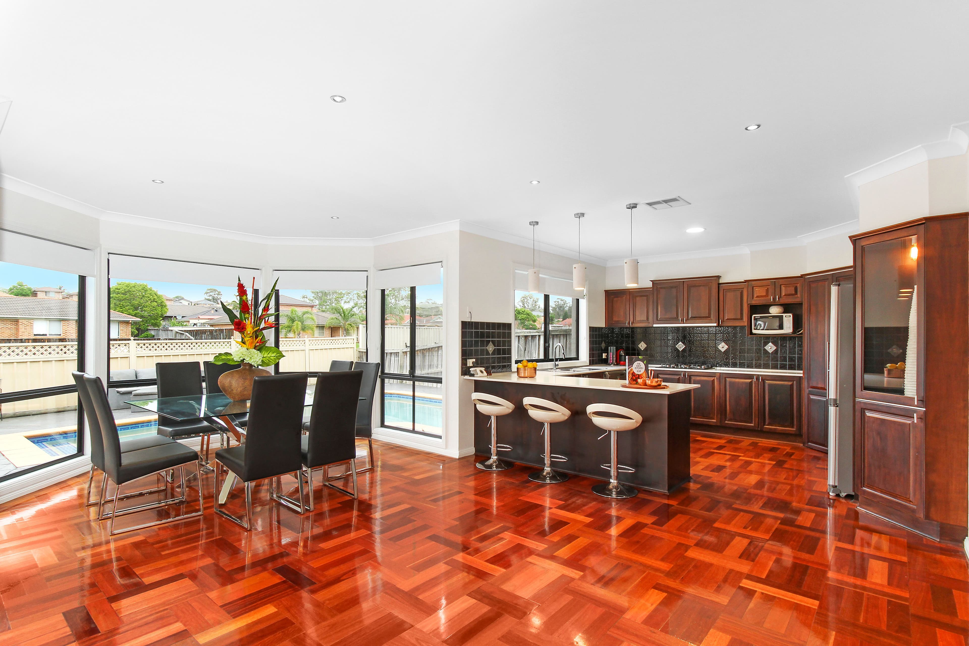 8 Ringarooma Circuit, West Hoxton - Thumbnail 4