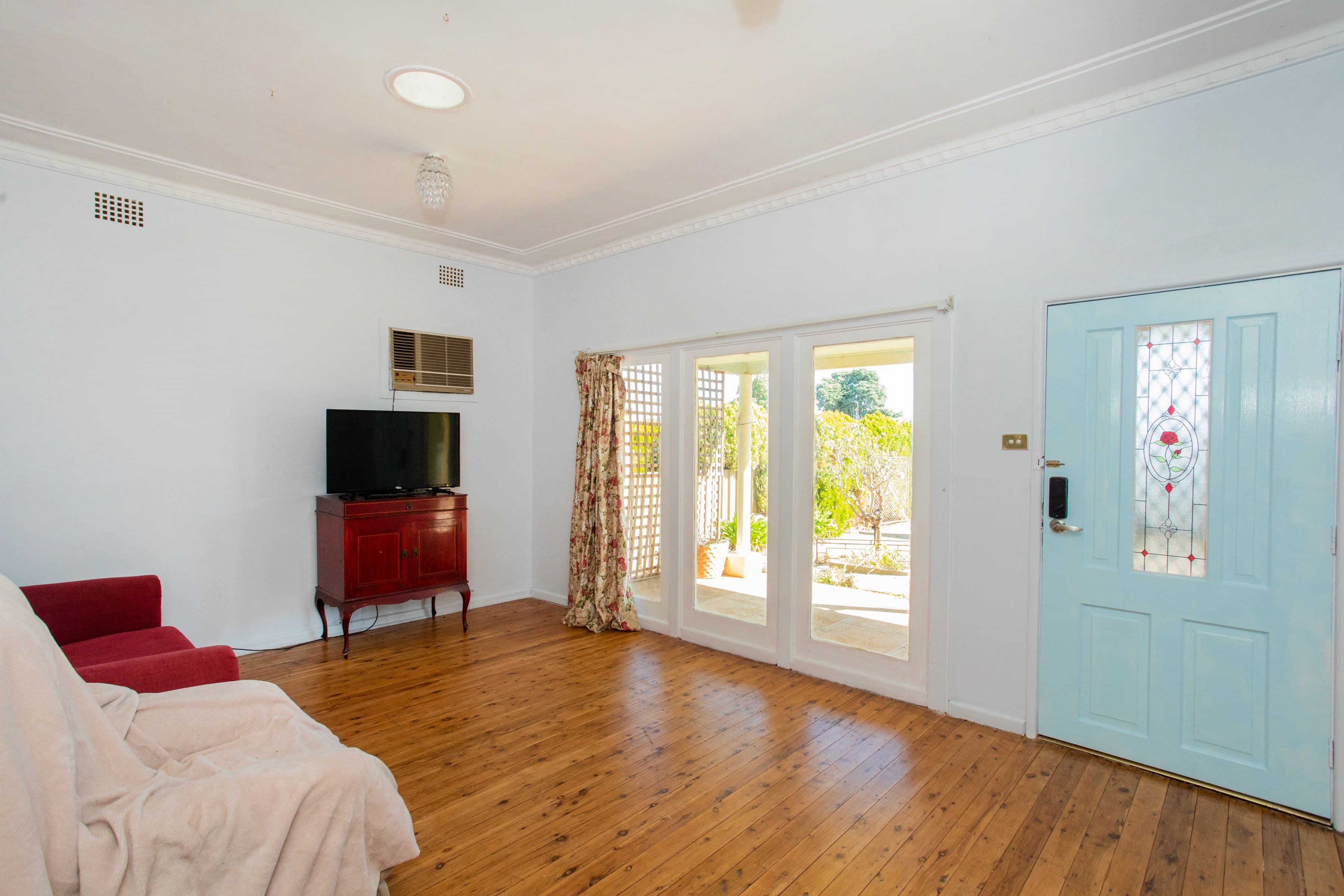 33 Watt Street, Cowra NSW 2794, Cowra - Thumbnail 2