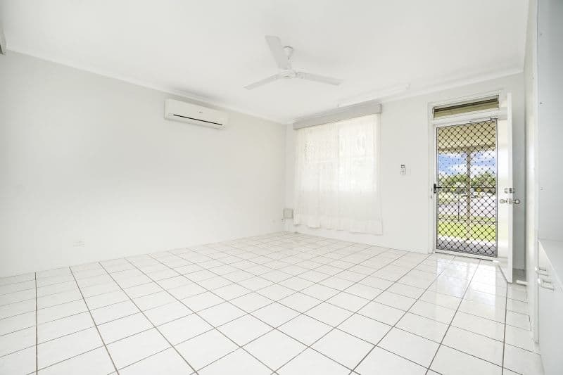76 Lakeside Drive, Alawa NT 0810, Alawa - Thumbnail 3