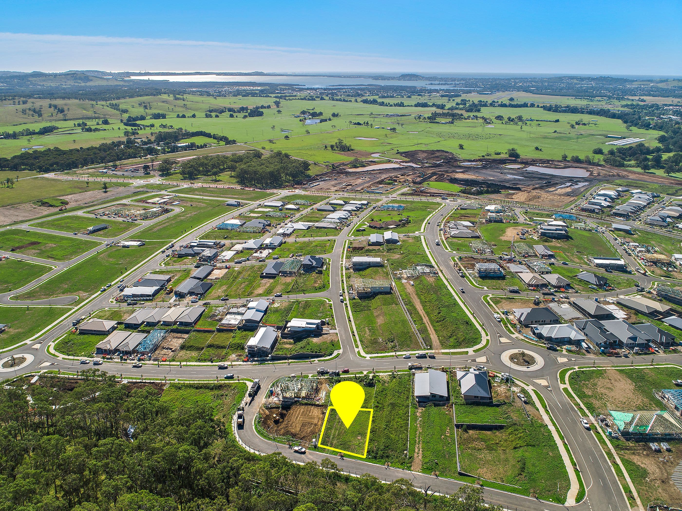 8 Horseshoe Circuit, Calderwood NSW 2527, Calderwood - Image 1