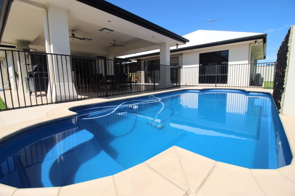 19 Saville Street, Emerald QLD 4720, Emerald - Thumbnail 2