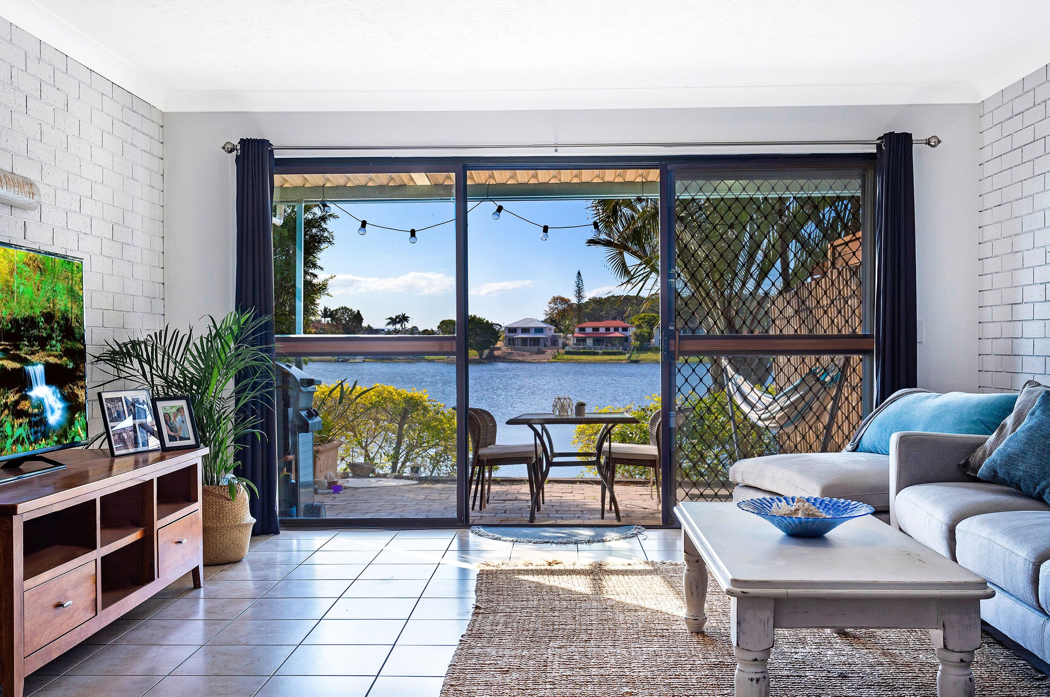 11 Shrike Court, Burleigh Waters QLD 4220, Burleigh Waters - Image 1
