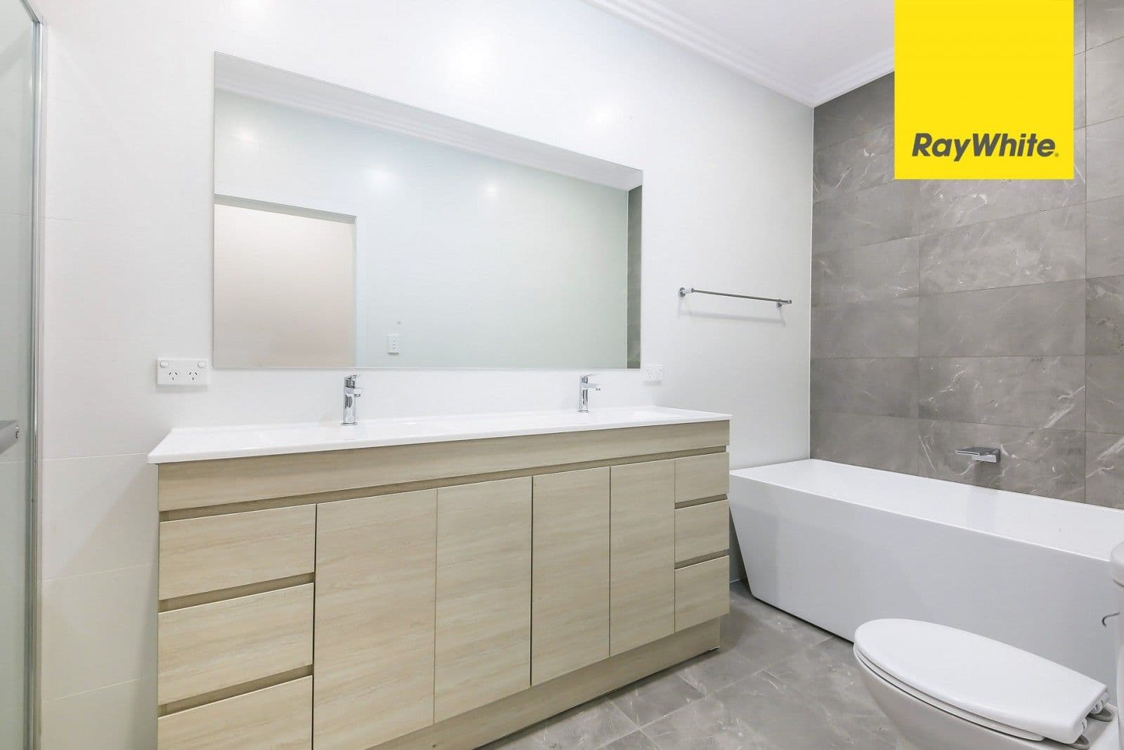 7 Clarke Street, Peakhurst NSW 2210, Peakhurst - Thumbnail 8
