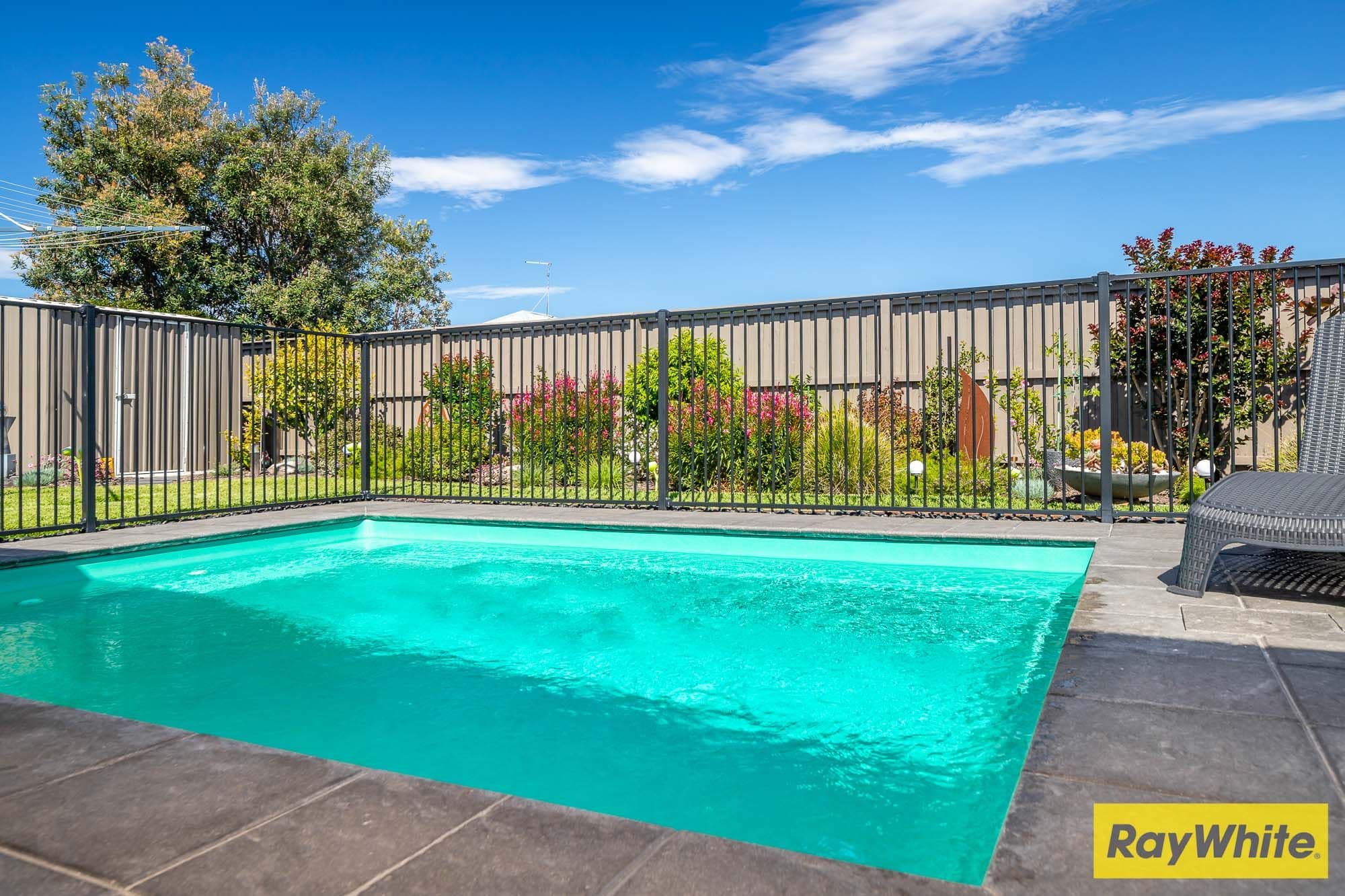 19 Bagarin Avenue, Tomakin NSW 2537, Tomakin - Thumbnail 2