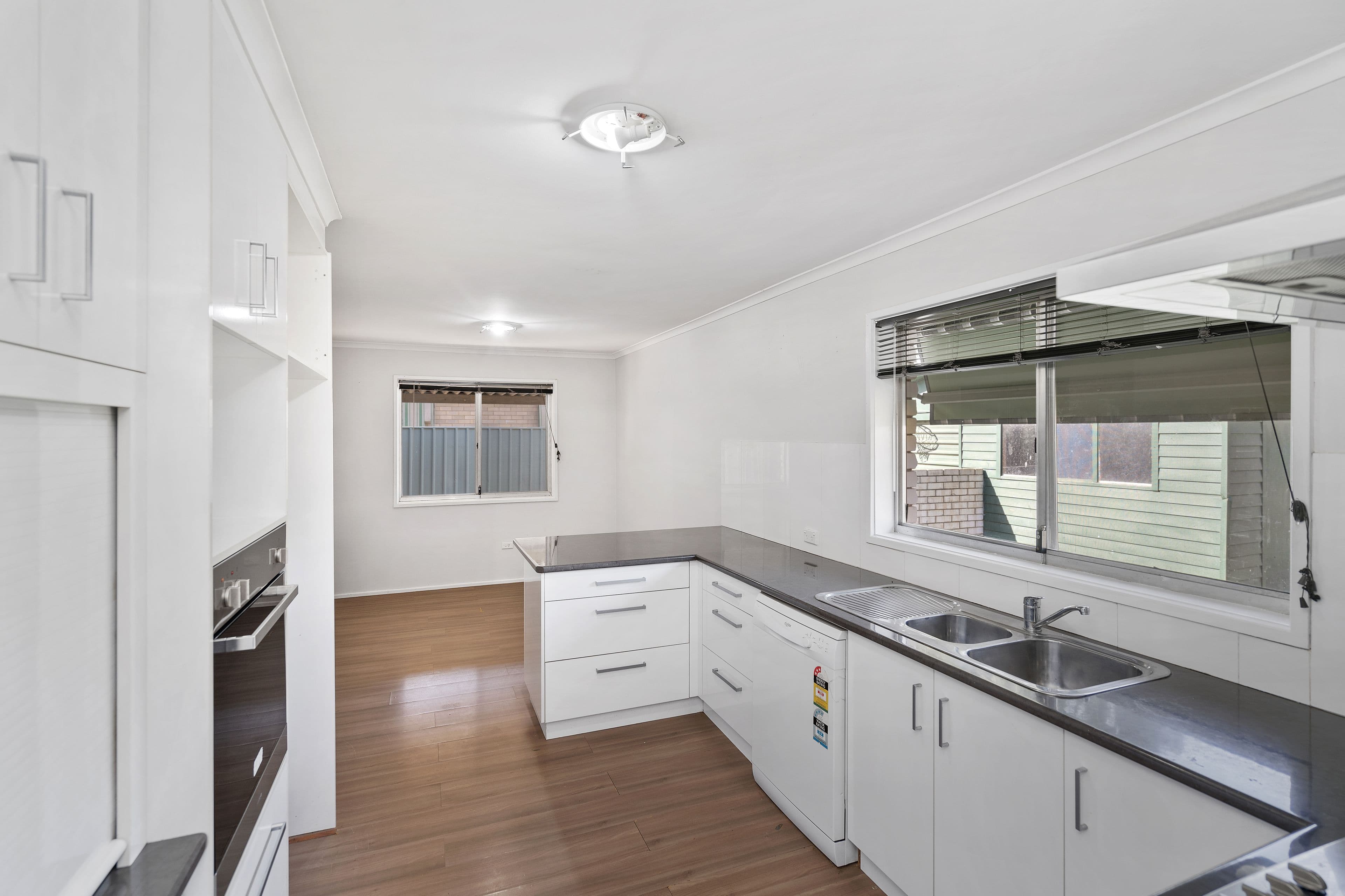 442 Lake Albert Road, Lake Albert NSW 2650, Lake Albert - Thumbnail 5
