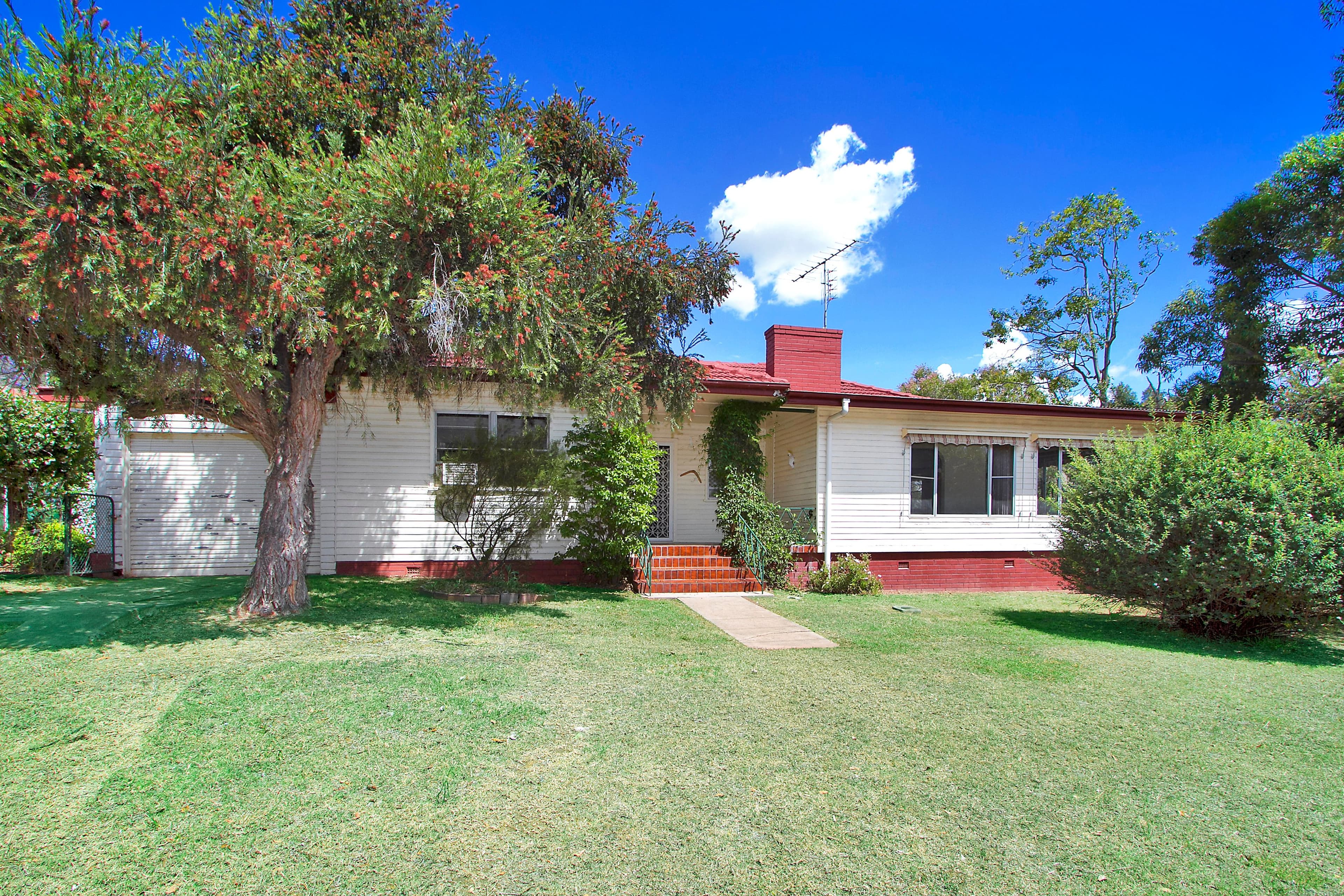 25 Marnola Crescent, East Tamworth - Image 1
