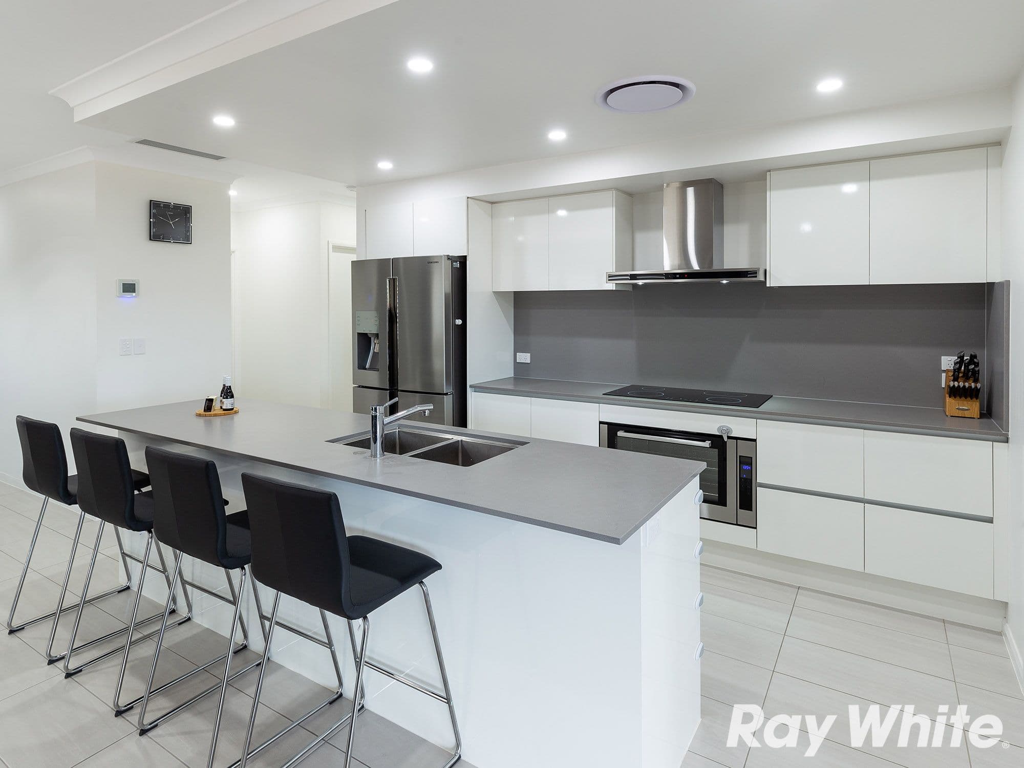 12 Panorama Place, Upper Kedron QLD 4055, Upper Kedron - Thumbnail 2