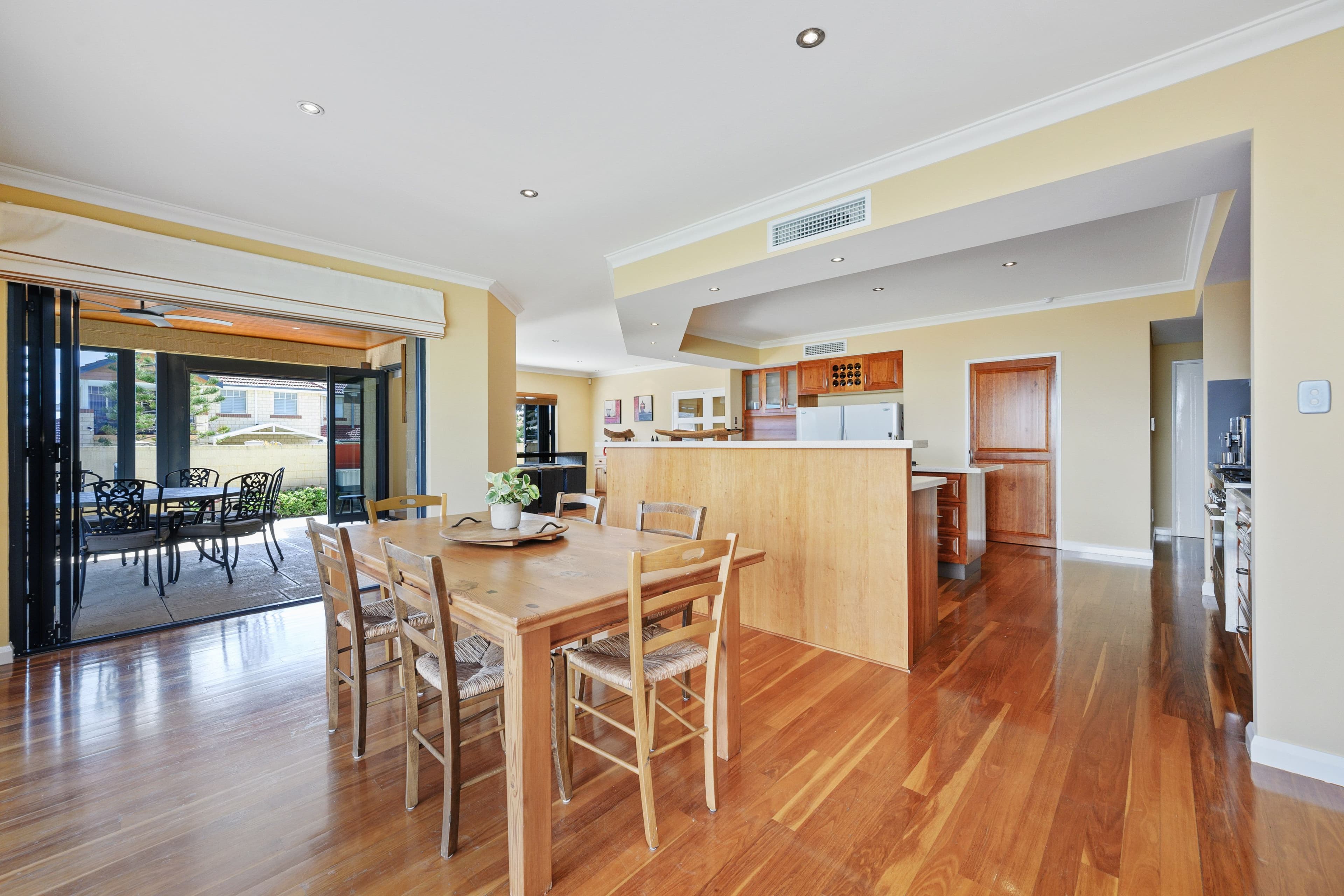 2 Long Reef Place, Hillarys WA 6025, Hillarys - Thumbnail 7