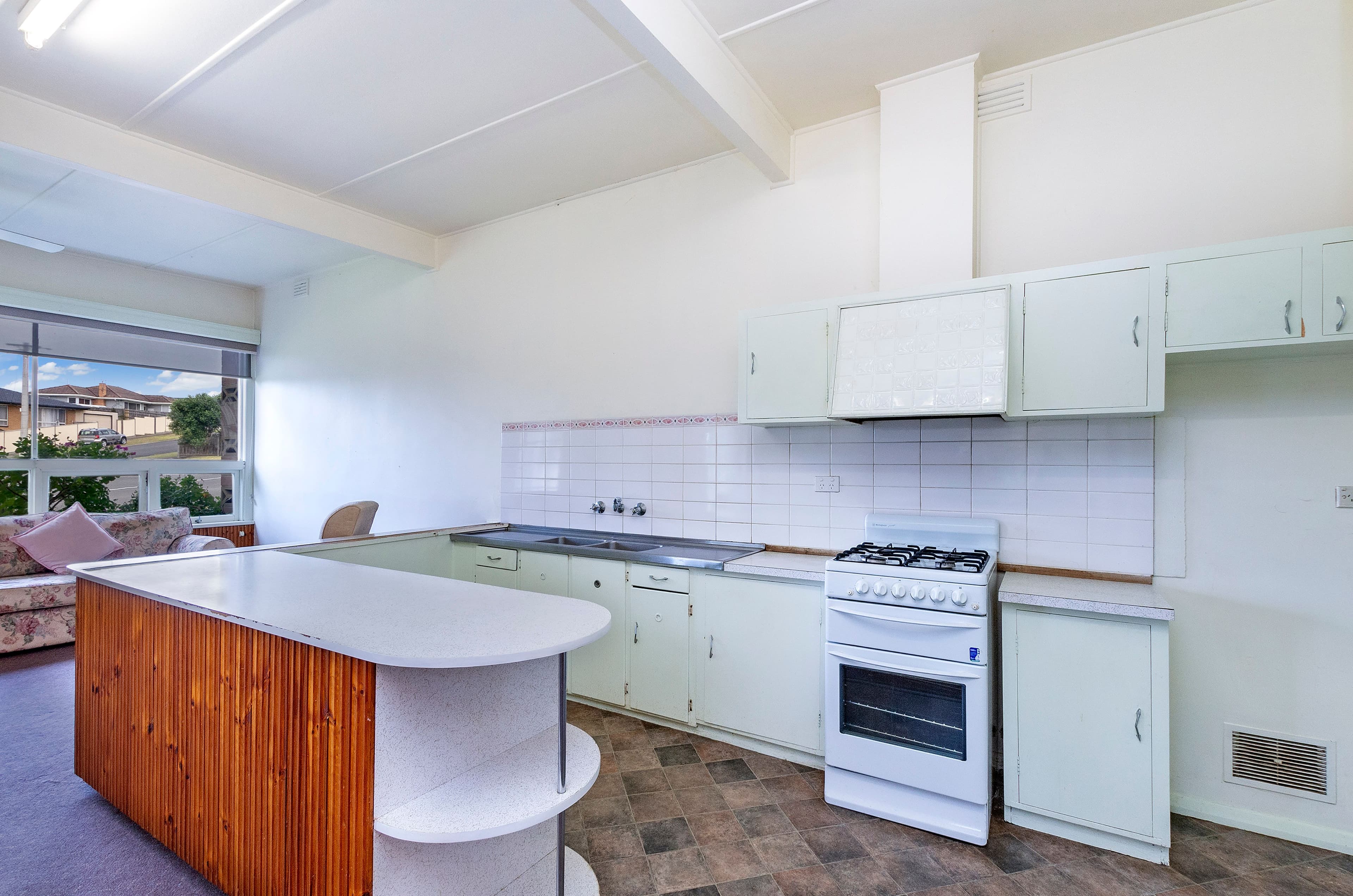 16 Gladstone Street, Warrnambool VIC 3280, Warrnambool - Thumbnail 3