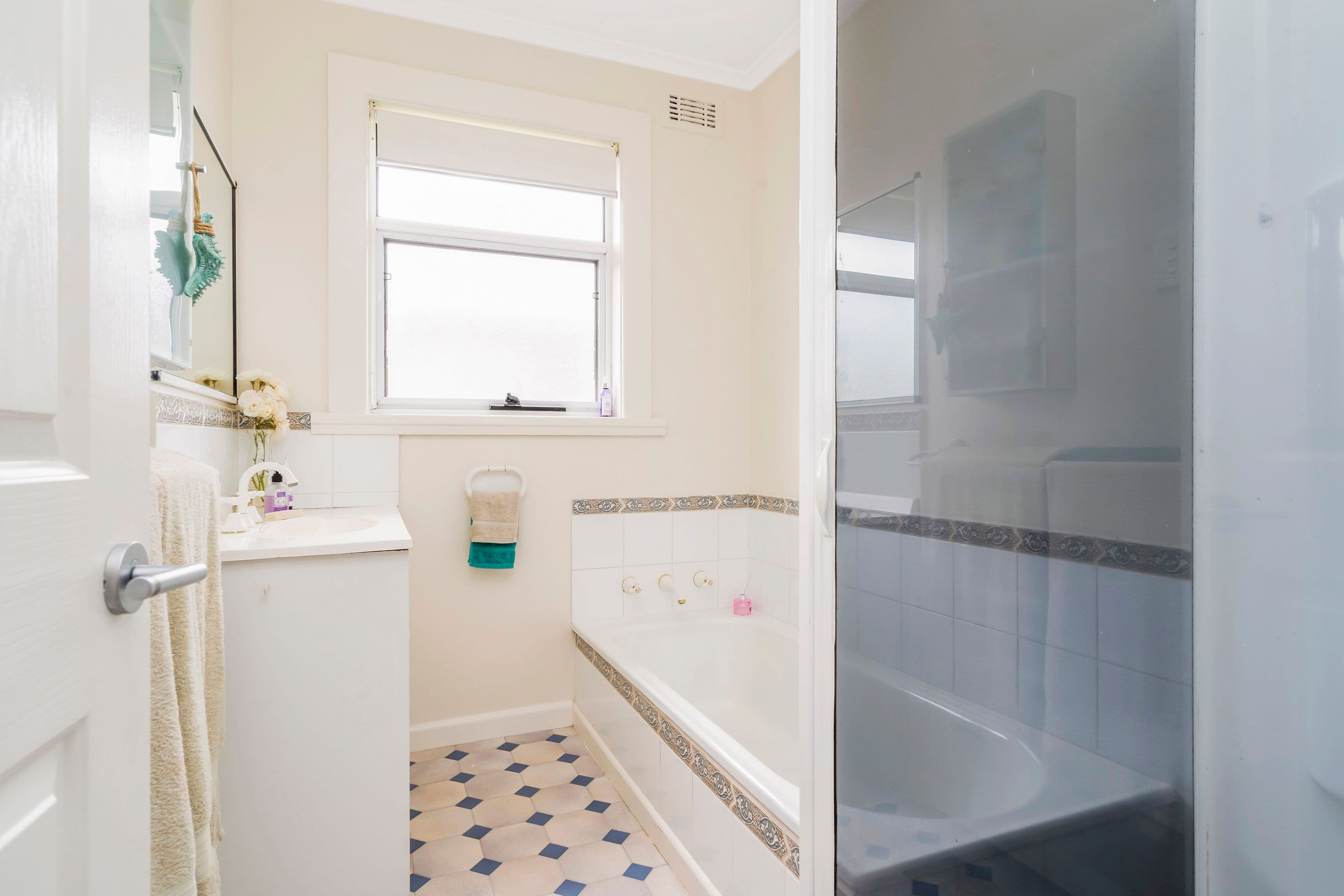 2 Paringa Avenue, Newnham TAS 7248, Newnham - Thumbnail 7