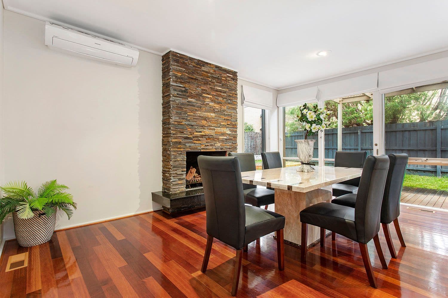 77 Beach Road, Mentone VIC 3194, Mentone - Thumbnail 7
