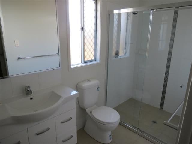 5 Lomandra Avenue, Roma QLD 4455, Roma - Thumbnail 5