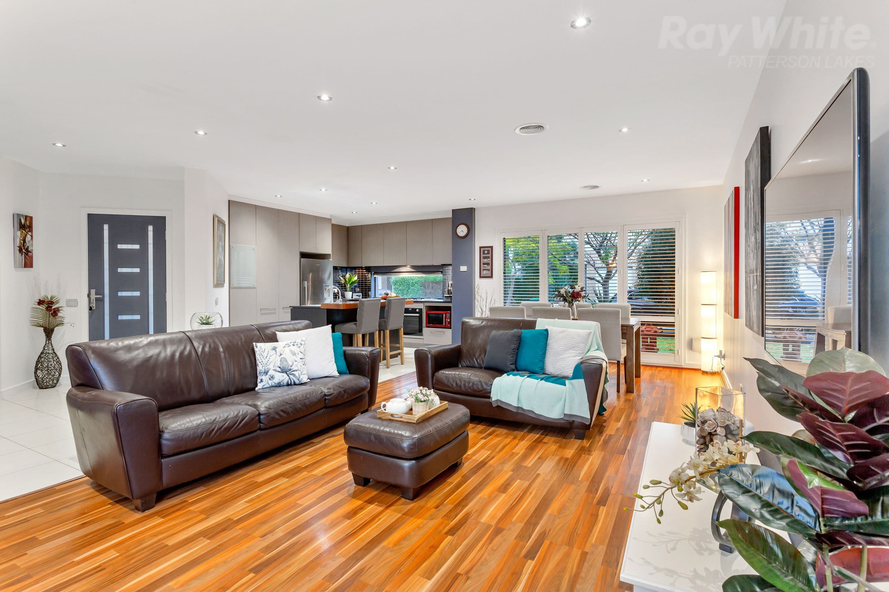 25 Dresden Drive, Waterways VIC 3195, Waterways - Thumbnail 2