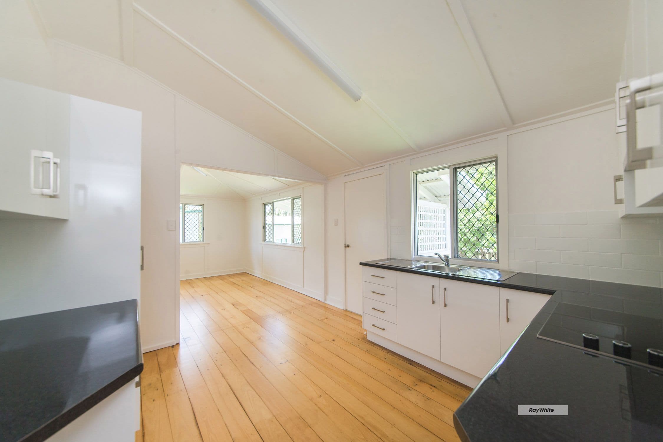76 McKean Street, Berserker QLD 4701, Berserker - Thumbnail 5