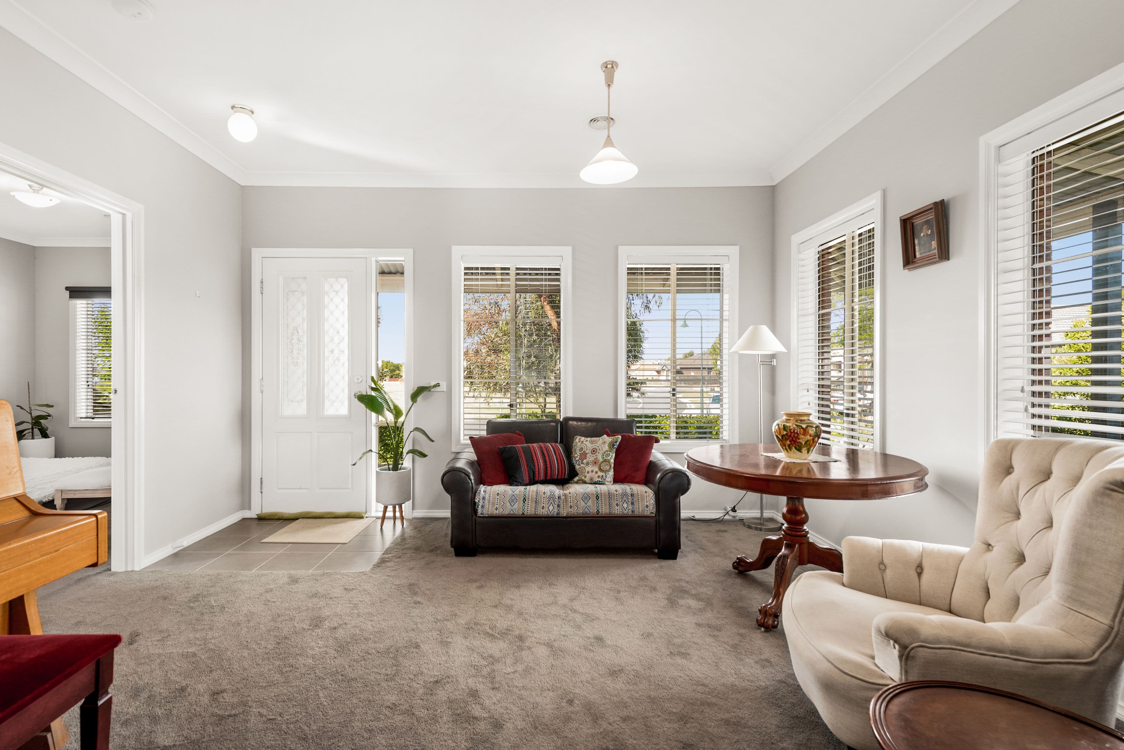 5 Sandalwood Drive, Pakenham VIC 3810, Pakenham - Thumbnail 3