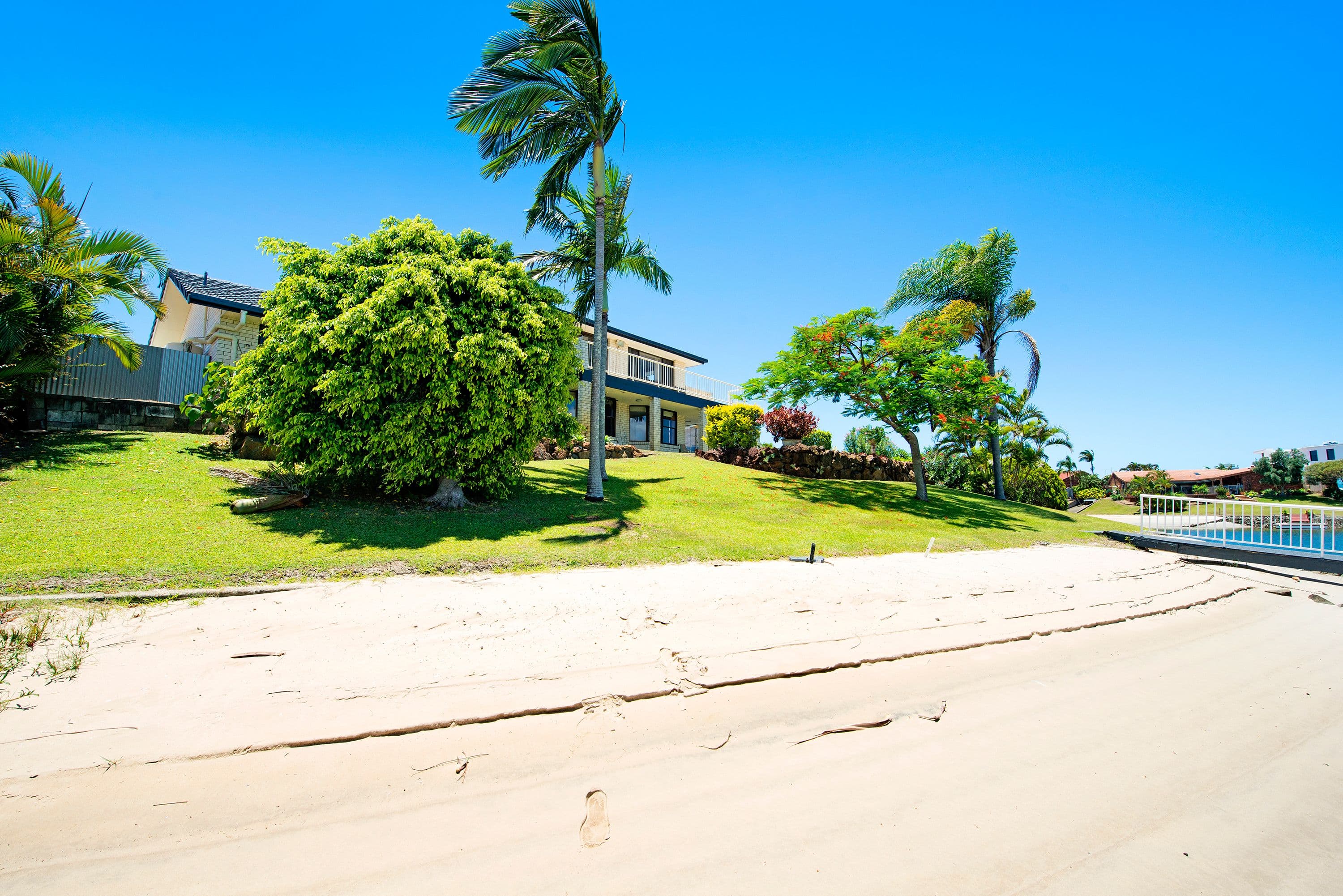 14 Wyuna Street, Broadbeach Waters QLD 4218, Broadbeach Waters - Thumbnail 8