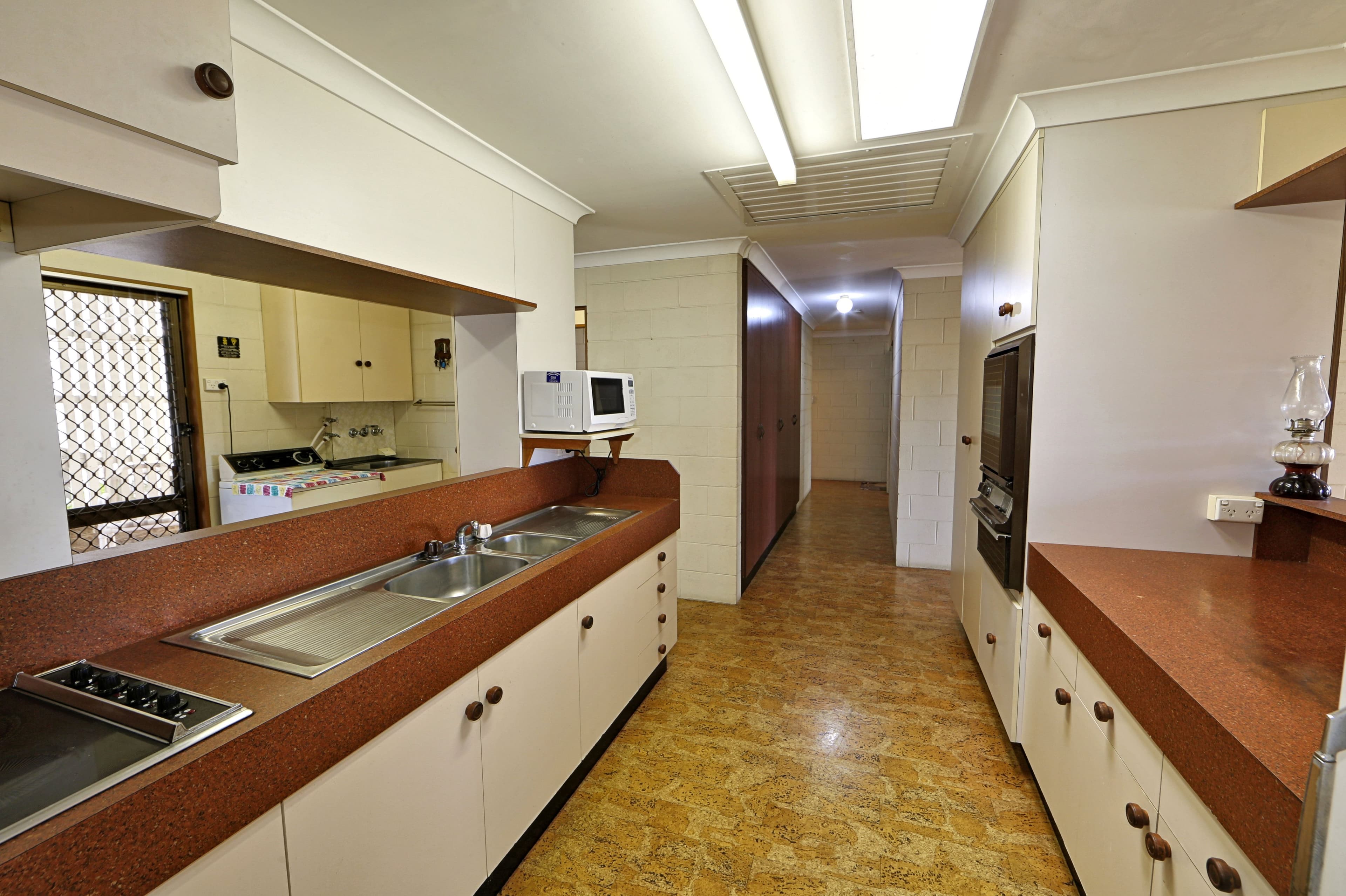 8 Pizzey Street, Kepnock QLD 4670, Kepnock - Thumbnail 7