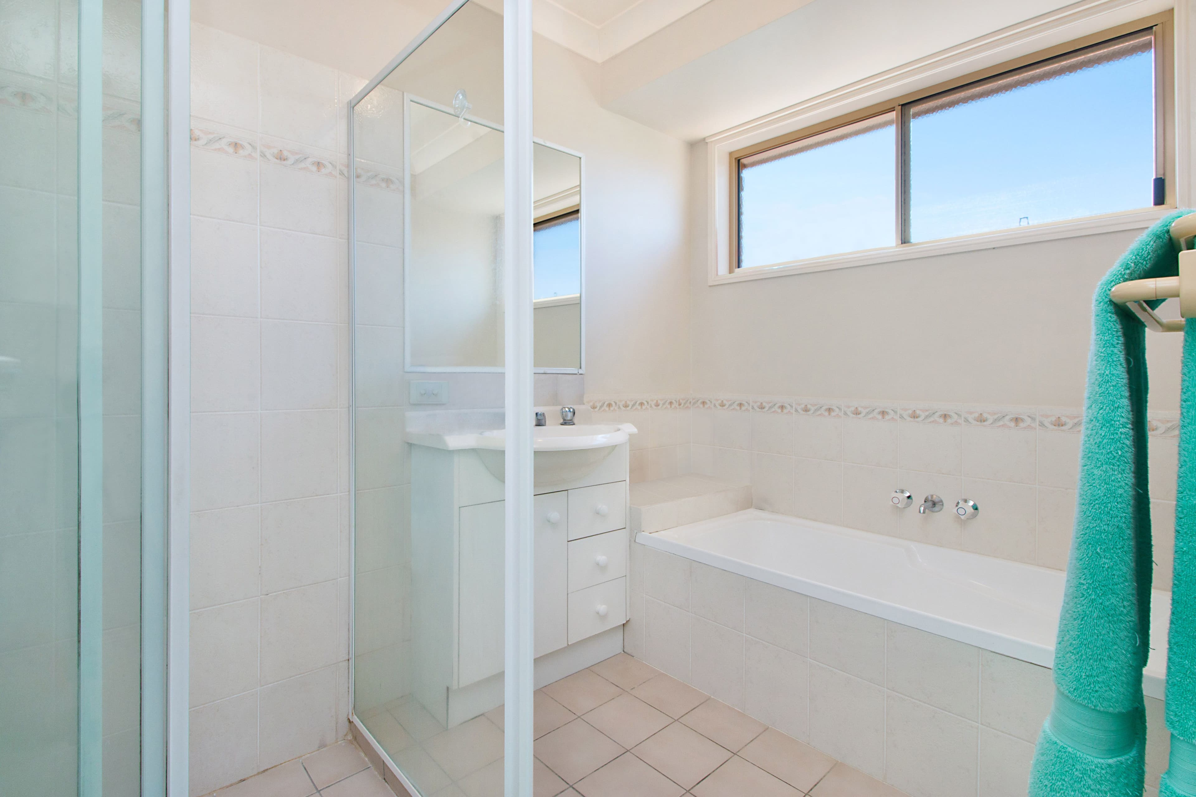 13 Kentia Crescent, Banora Point - Thumbnail 6