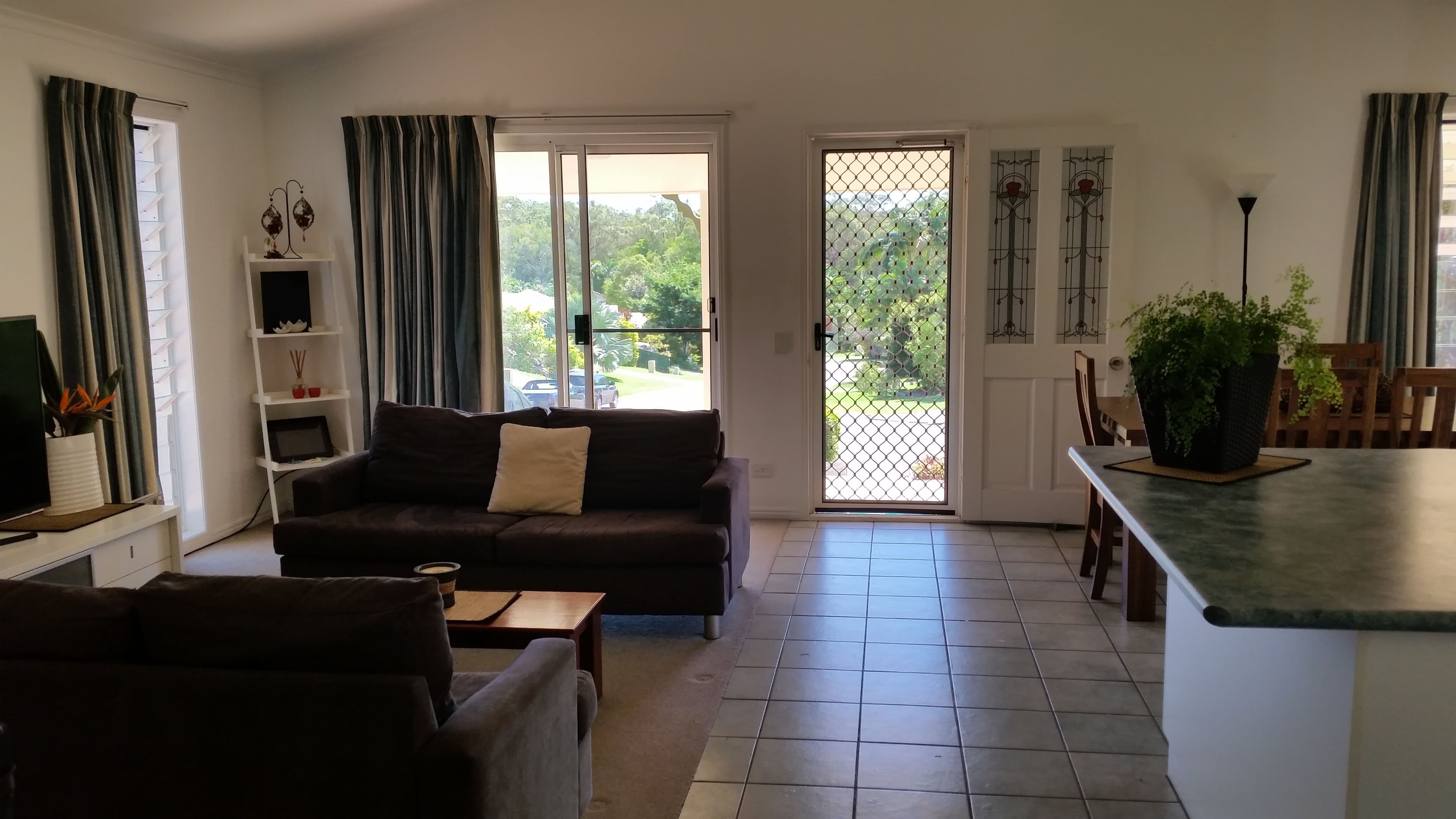 17 Dunstan Court, Noosaville QLD 4566, Noosaville - Thumbnail 2