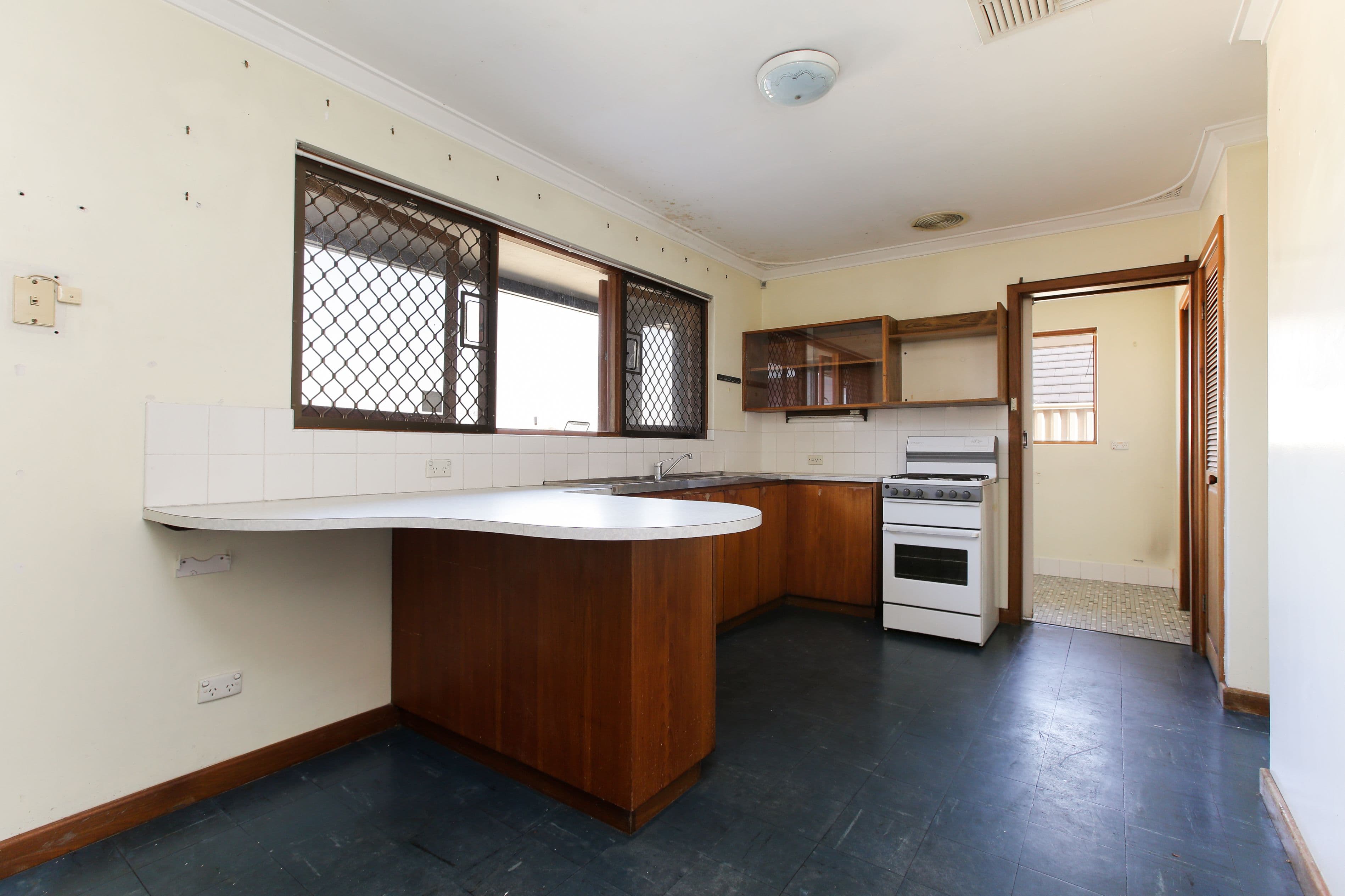 3 Duggan Court, Kardinya WA 6163, Kardinya - Thumbnail 4