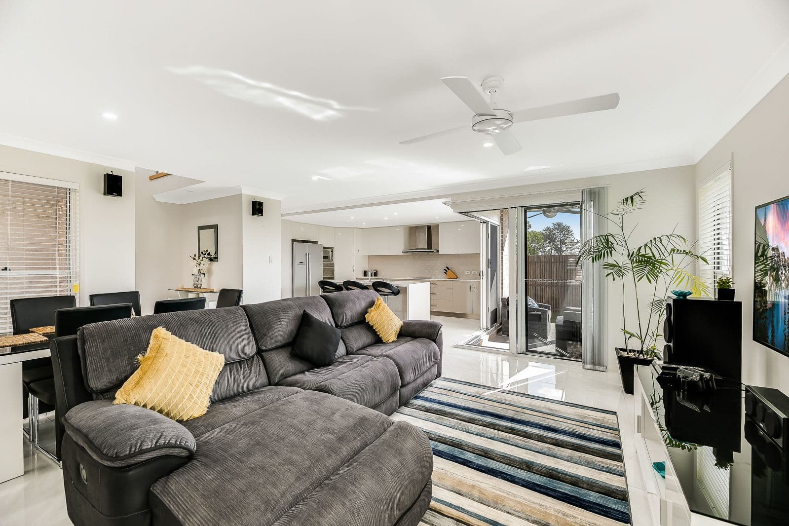 3 Collingwood Close, Middle Ridge QLD 4350, Middle Ridge - Thumbnail 4