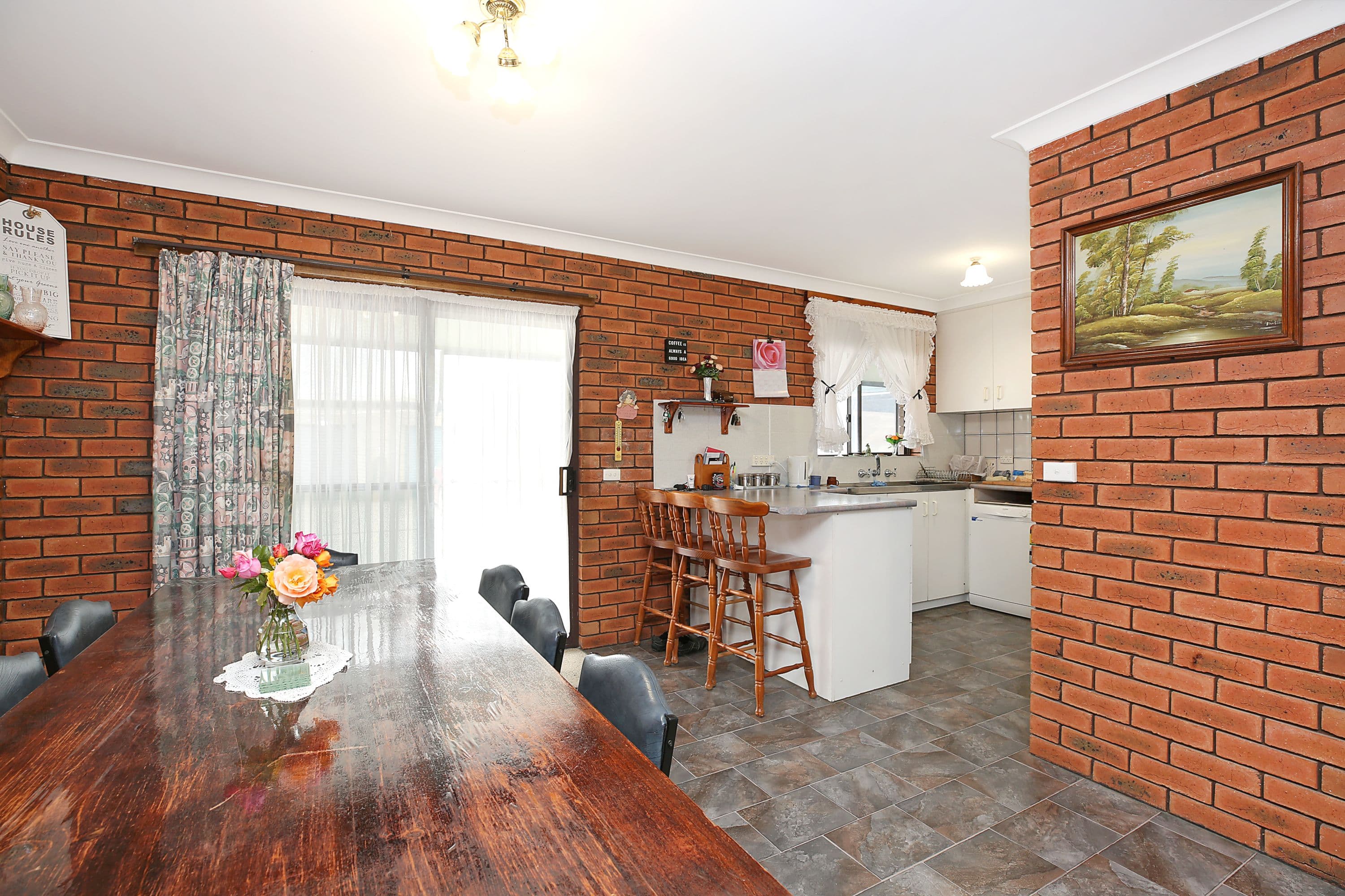 50 Grayland Street, Cobden VIC 3266, Cobden - Thumbnail 2