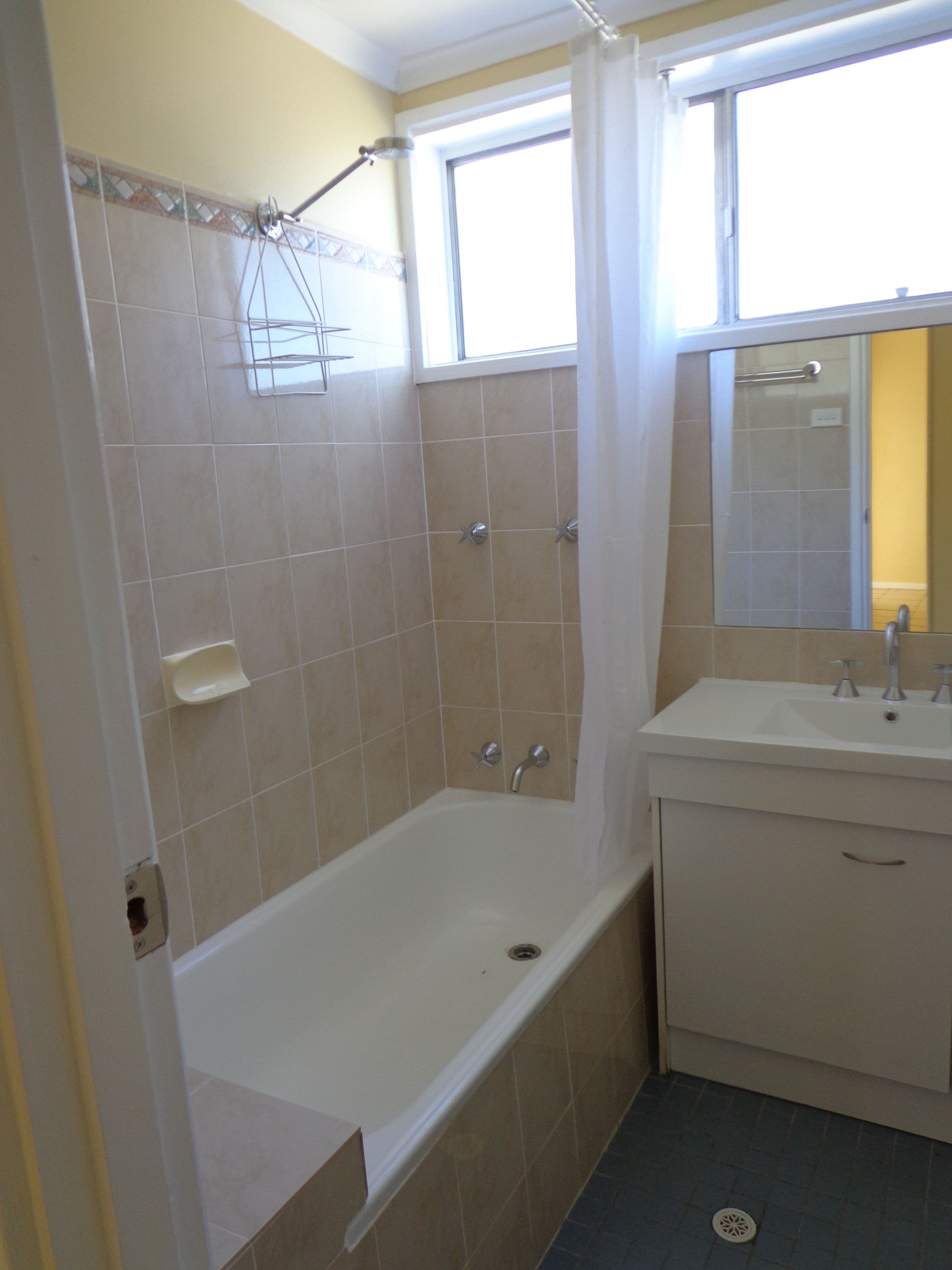 18 Milford Street, Latham ACT 2615, Latham - Thumbnail 5